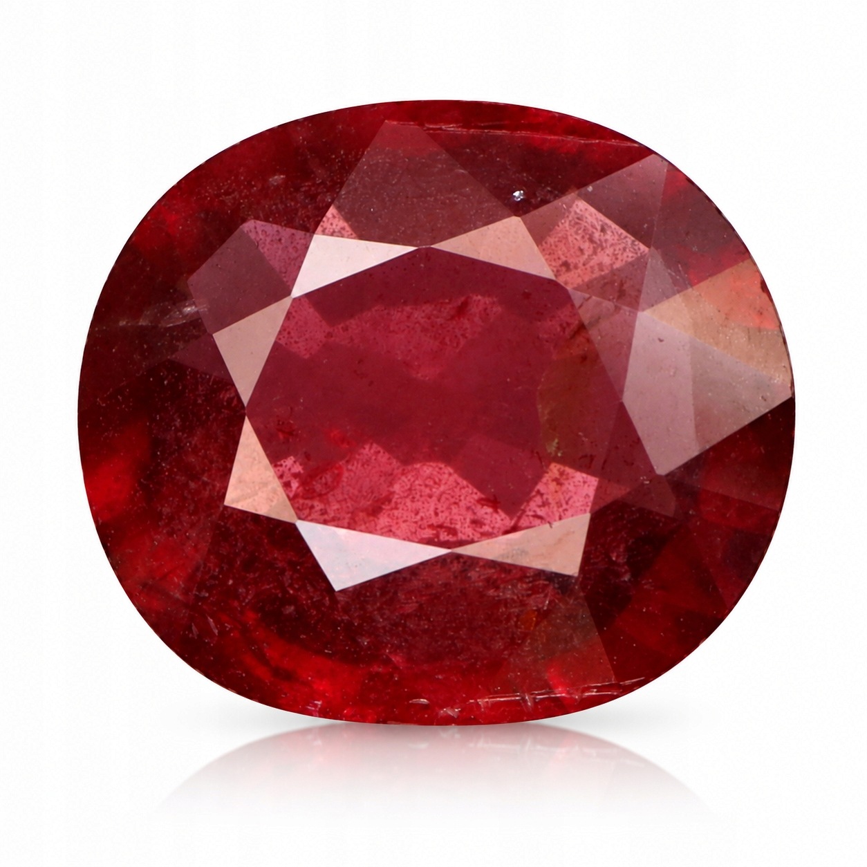 Přírodní granát Rodolit 2.46 ct Ovál Mosambik I1 certifikát Wbd