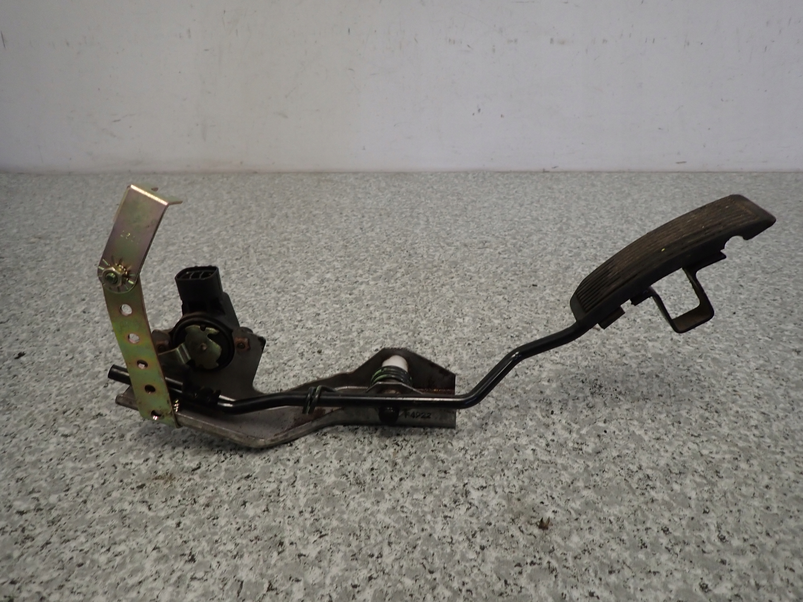 NISSAN XTRAIL T30 2.2DCI 01- POTENCJOMETR PEDAŁ GAZU