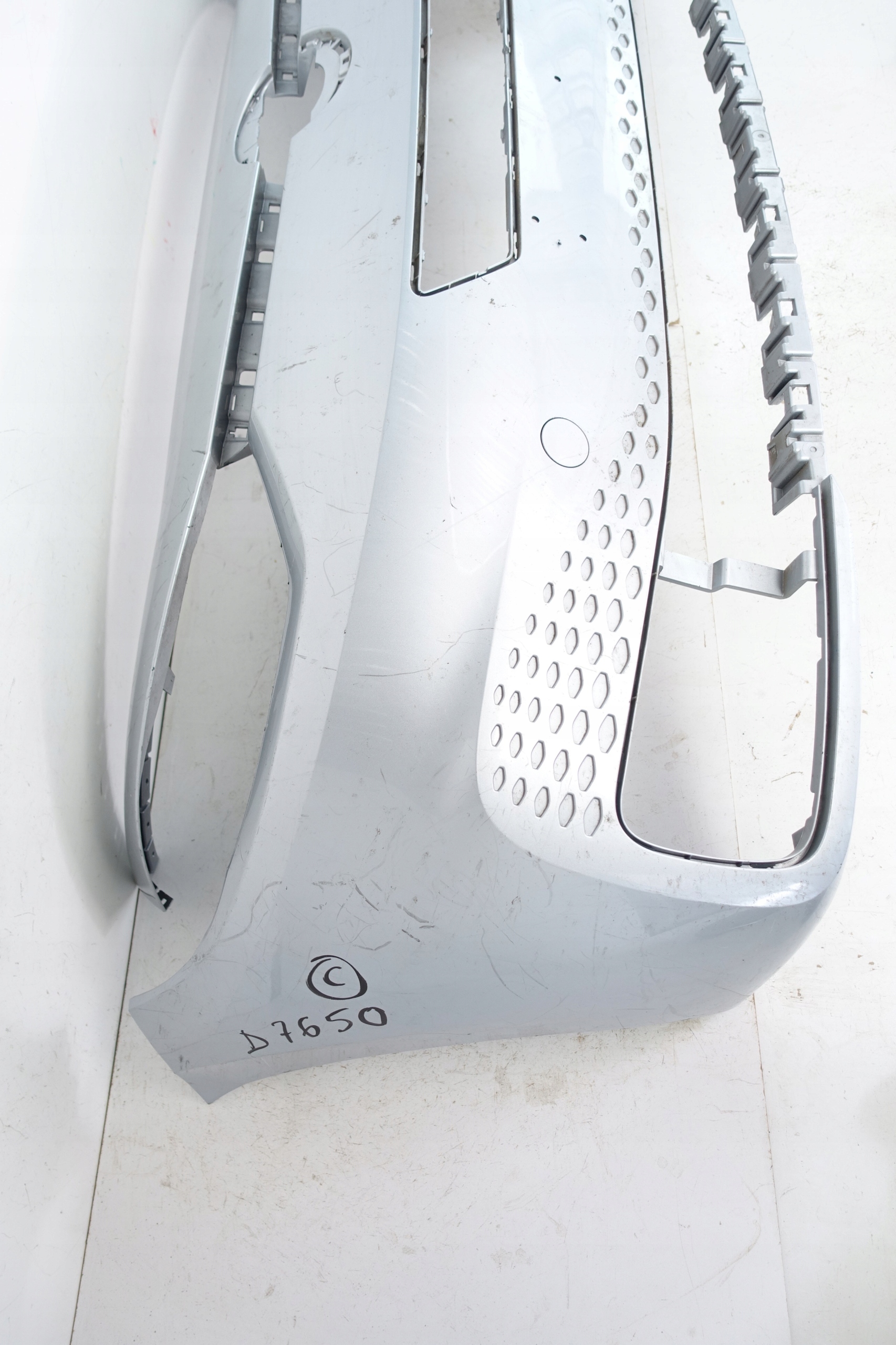 VW VOLKSWAGEN ID3 ID.3 bumper front front 10A807221