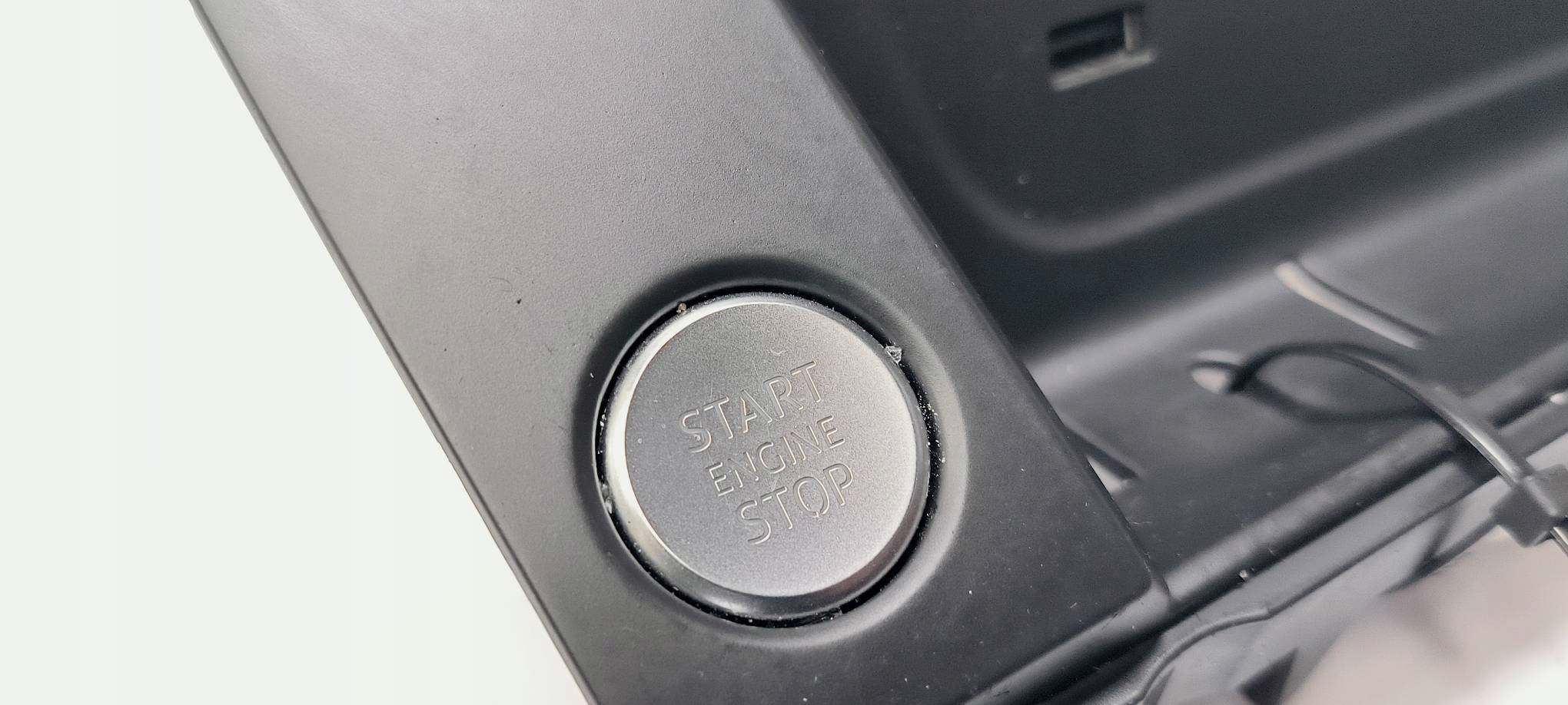 button 8W1864131C AUDI A4 B9 QUATTRO