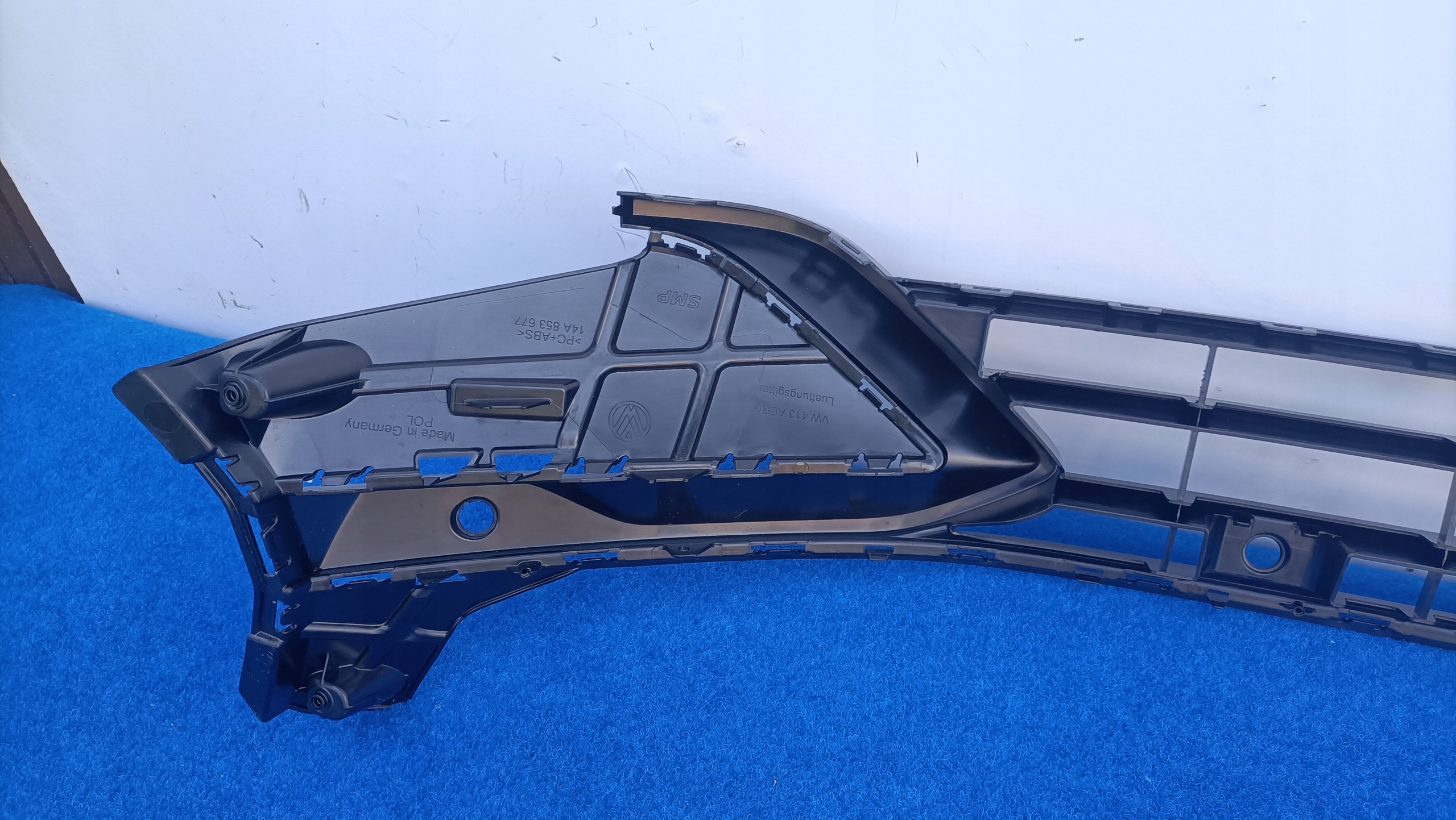 VW ID.7 ID7 grid of a bumper front central grille NOWKA 14A853677 DMKRA2