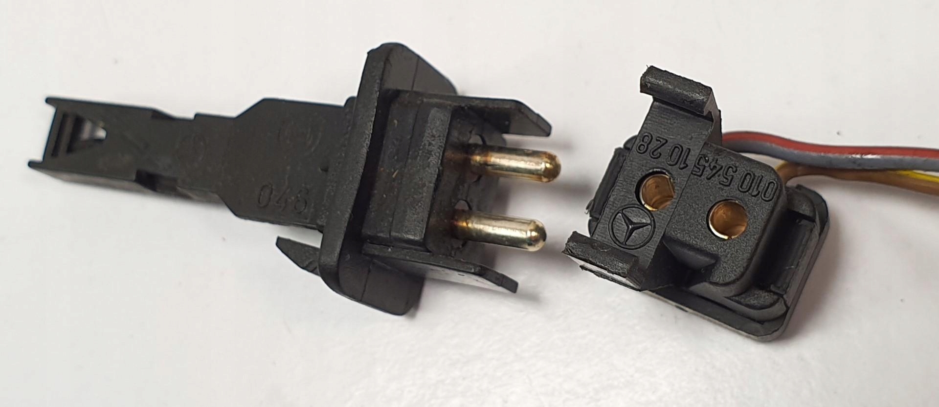 CZUJNIK TEMPERATURY WEWNĘTRZNEJ MERCEDES W124 Producent części Mercedes-Benz OE