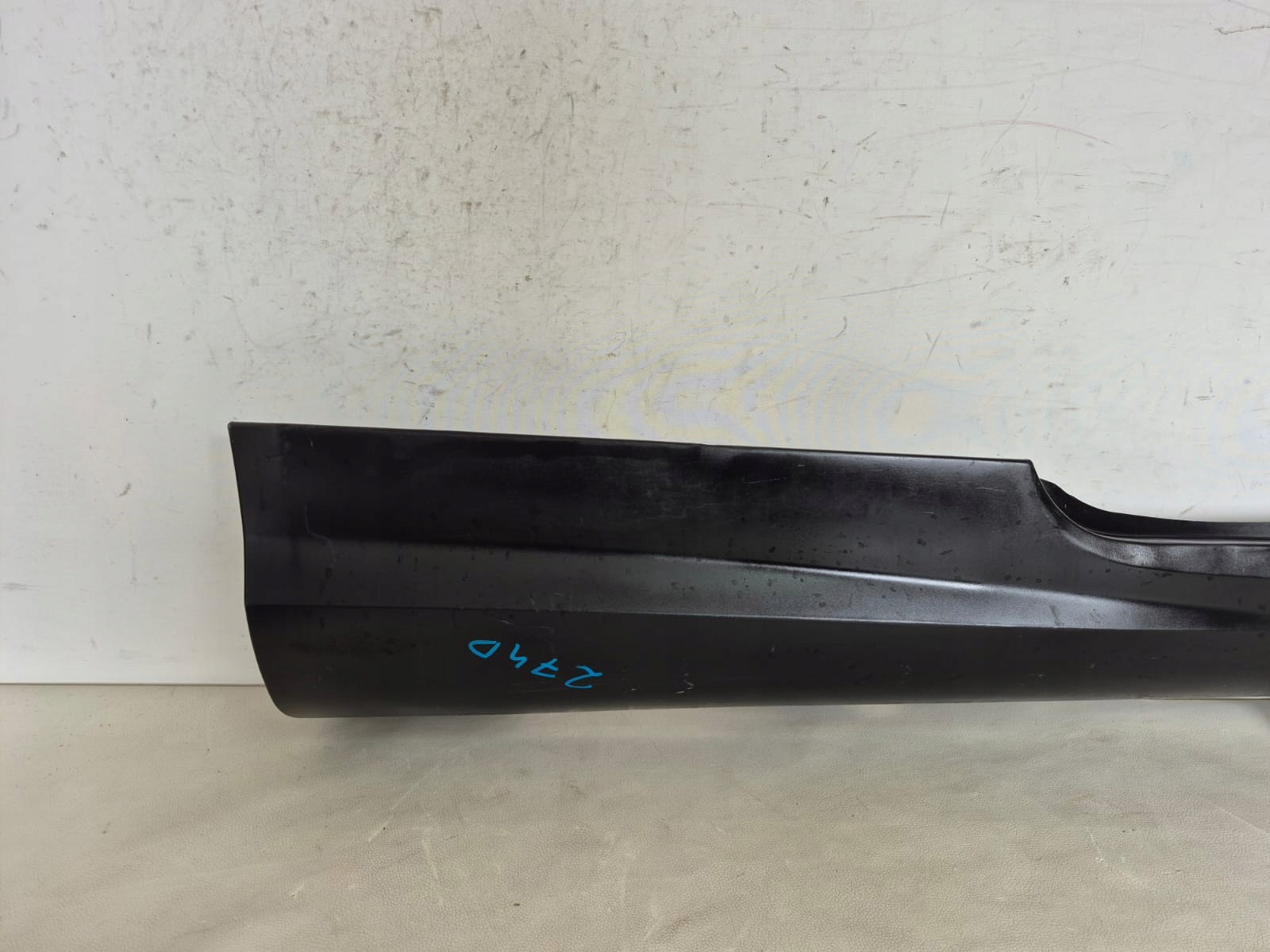 MERCEDES E-class W207 C207 COUPE AMG 09- moulding threshold right A2076901840