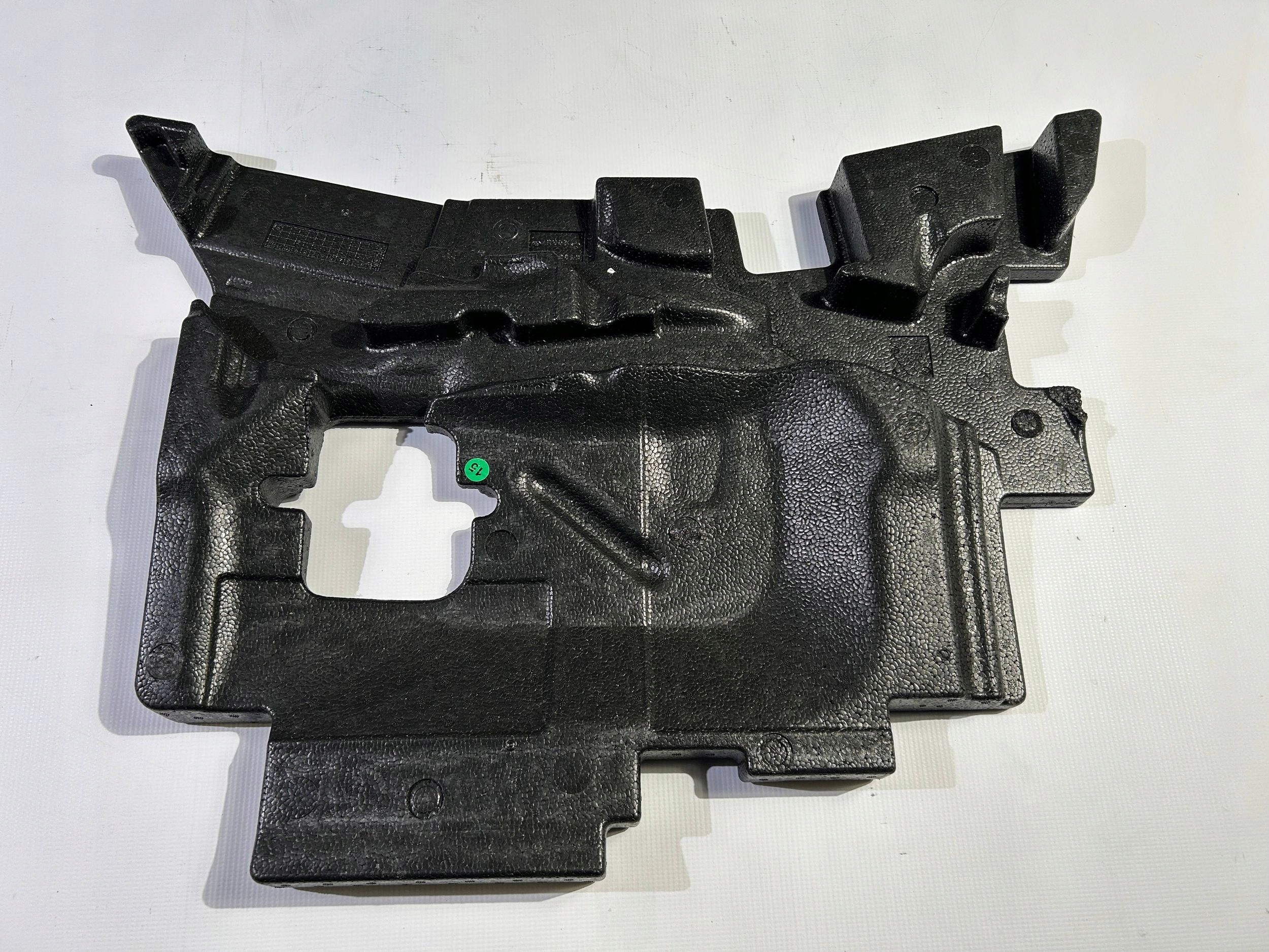 passenger compartment filling polystirene boot Maserati Ghibli M157 2013