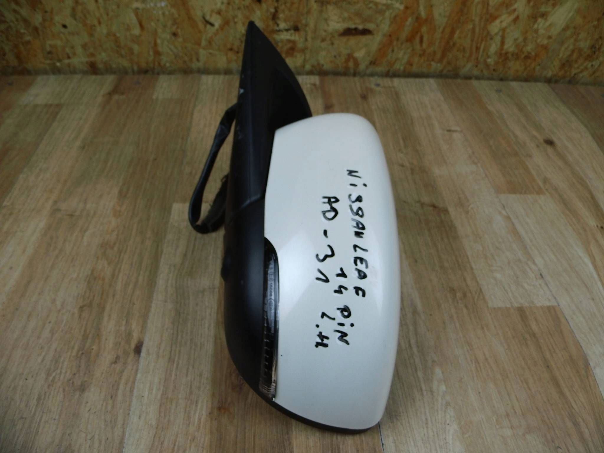 Nissan Leaf II (ZE1) 2017+ mirror left 14-PIN - 0417021