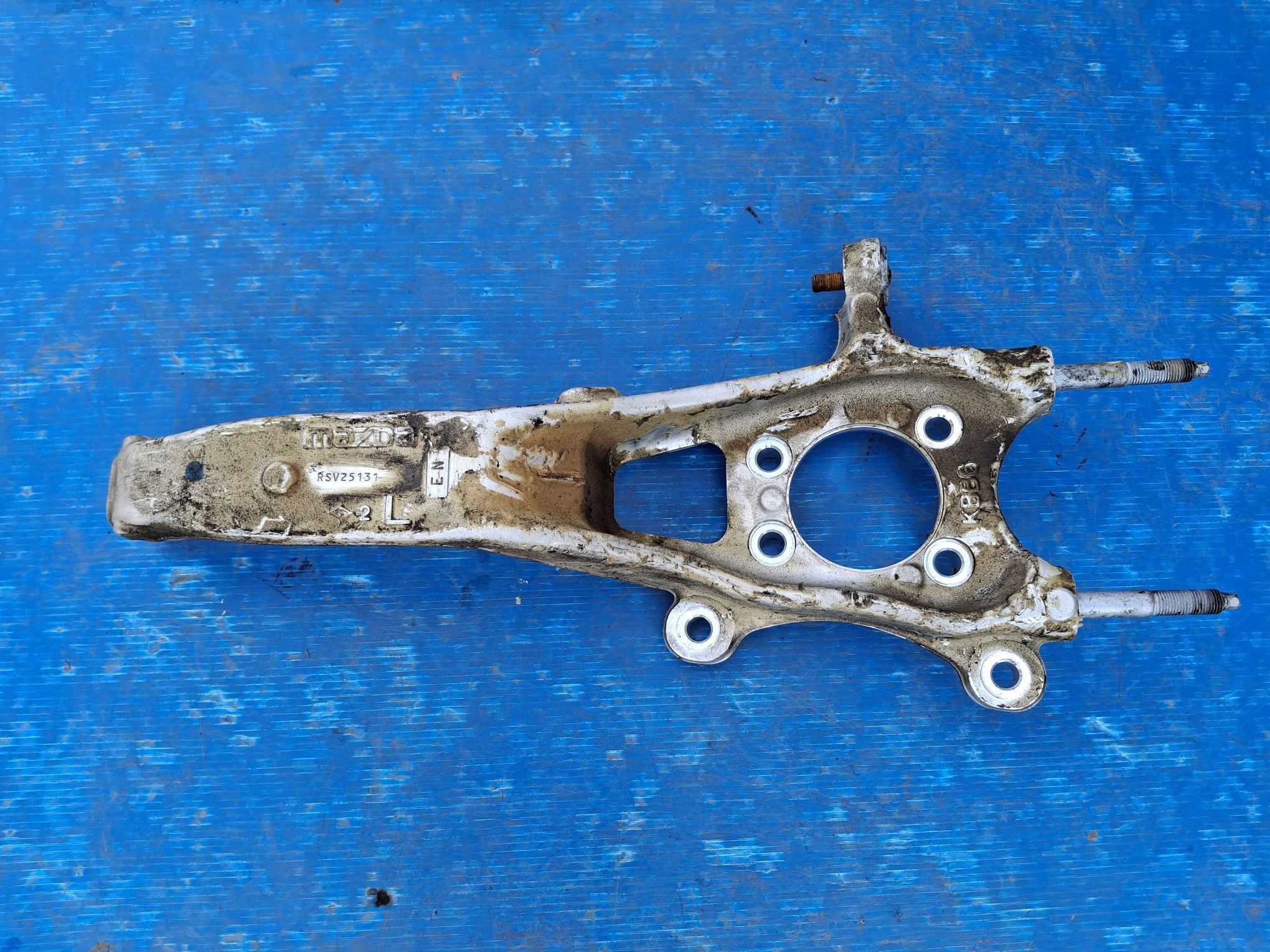 swing front left MAZDA CX-60 2022R->