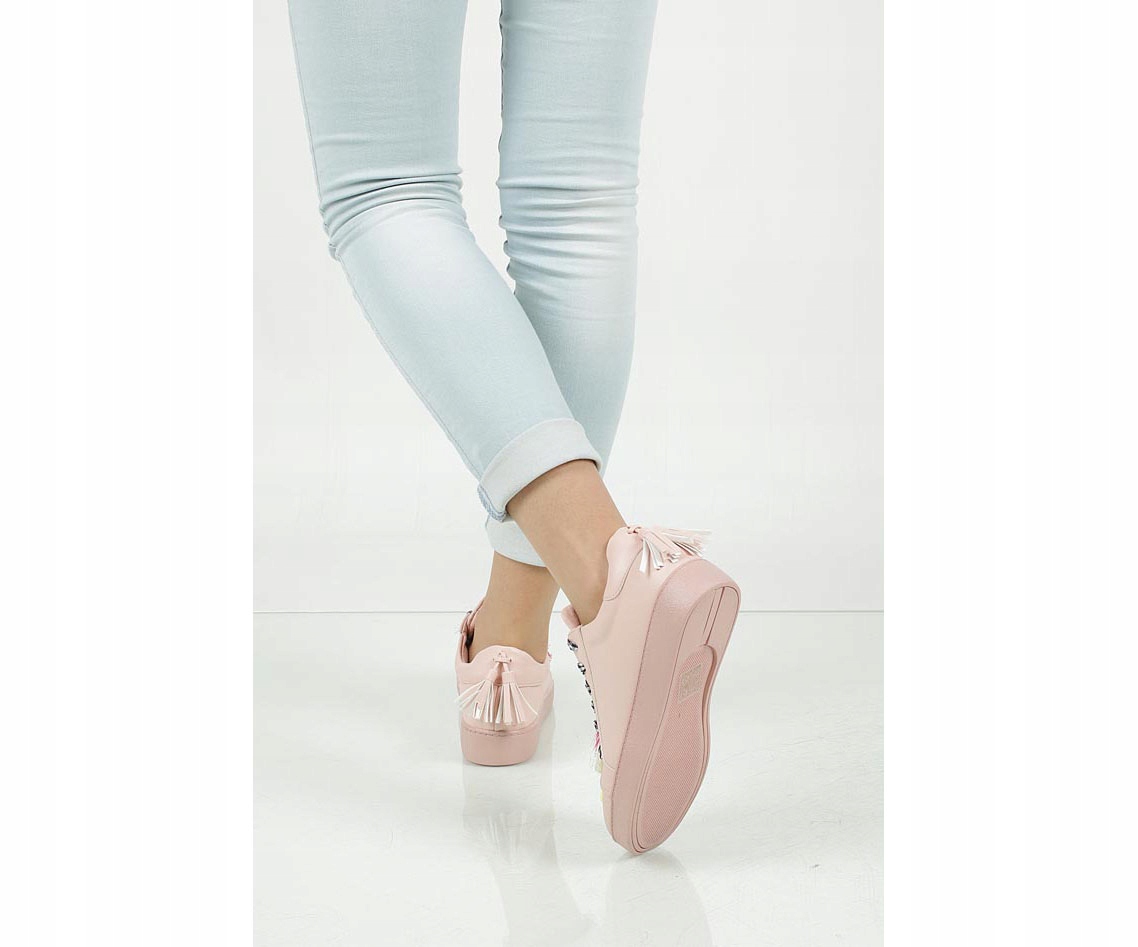 CREEPERSY DAMSKIE BUTY SPORTOWE Z FRĘDZLAMI r 38 Wzór dominujący bez wzoru