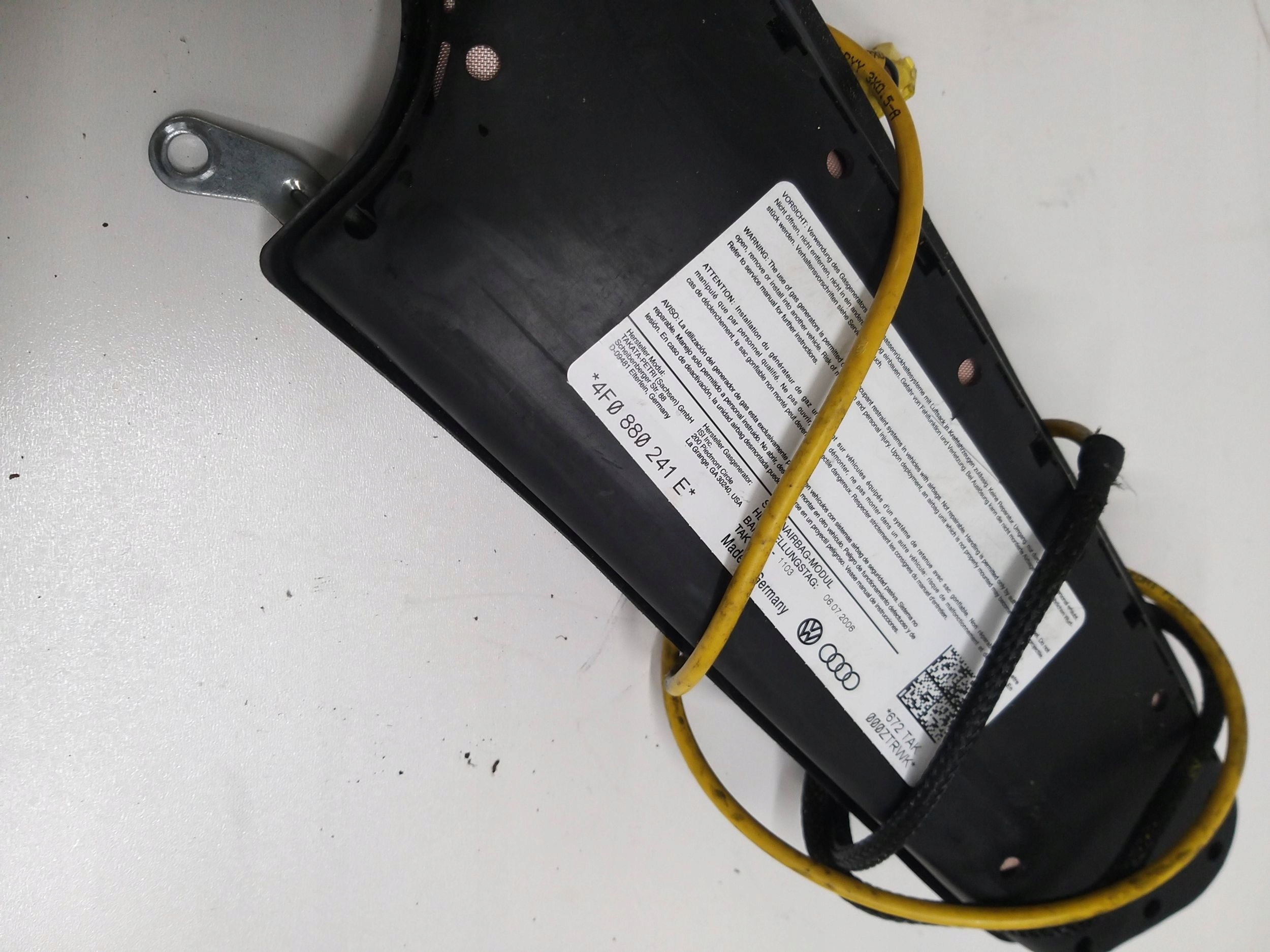 AUDI A6 C6 seat airbag left airbag 4F0880241E