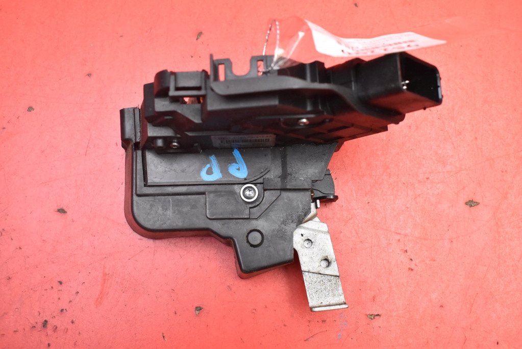 lock door right front front EU 8M2A-R21812-AA FORD GALAXY MK2 II 06-10