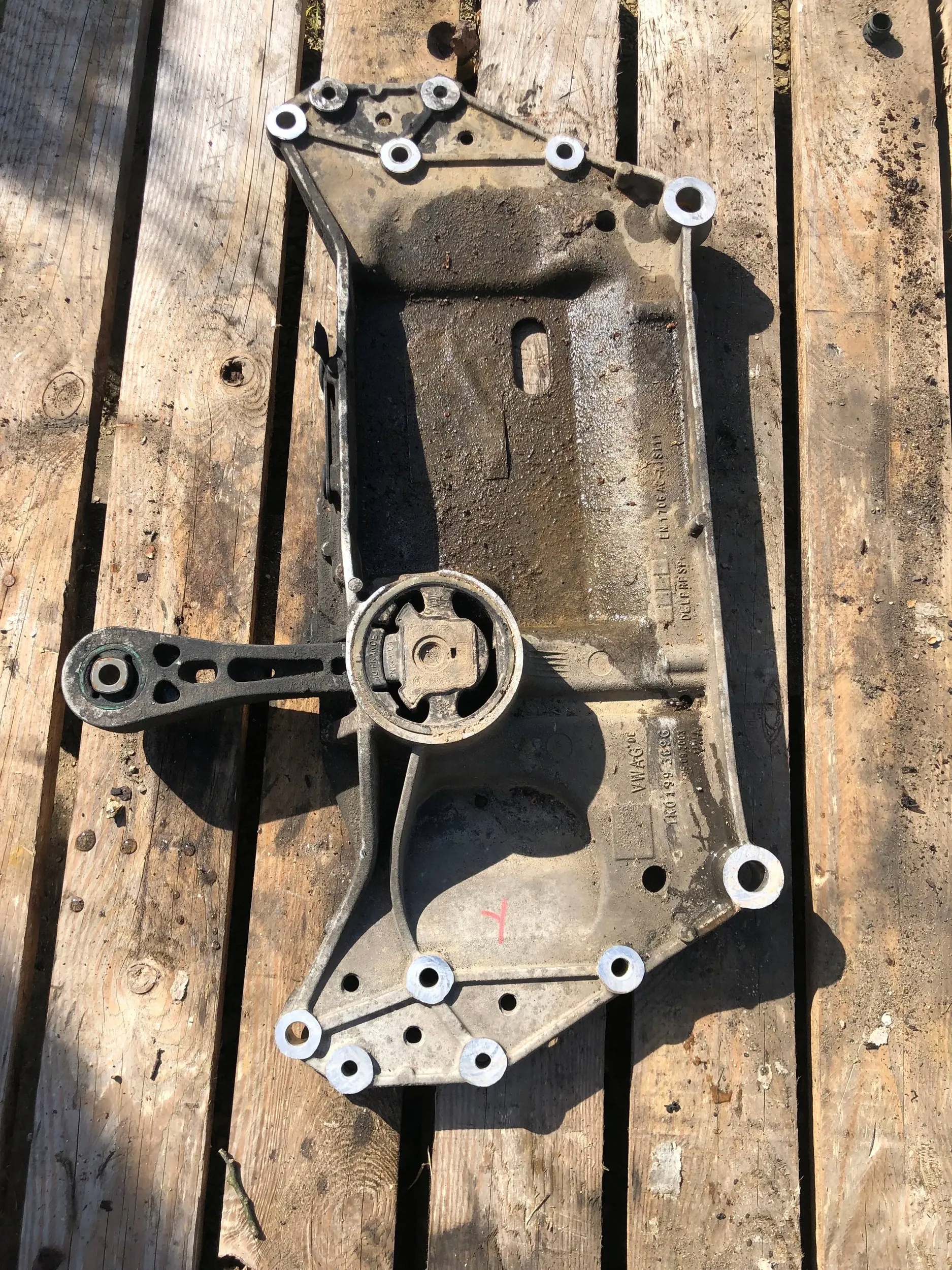 subframe axle beam axle beam VW SKODA AUDI 1K0199369F