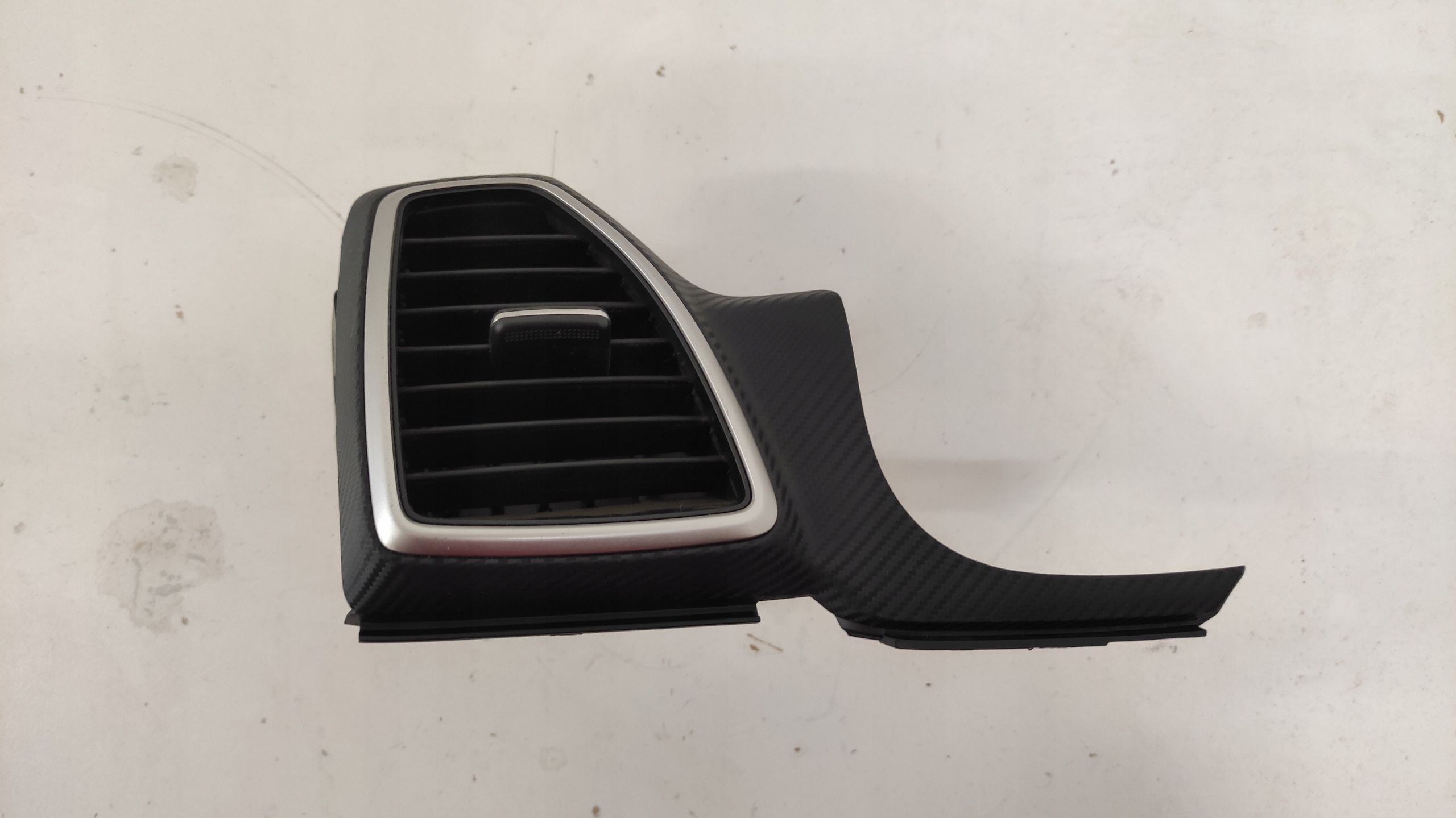 Grille Console Gauche CARBON TUCSON II LIFT 19-21