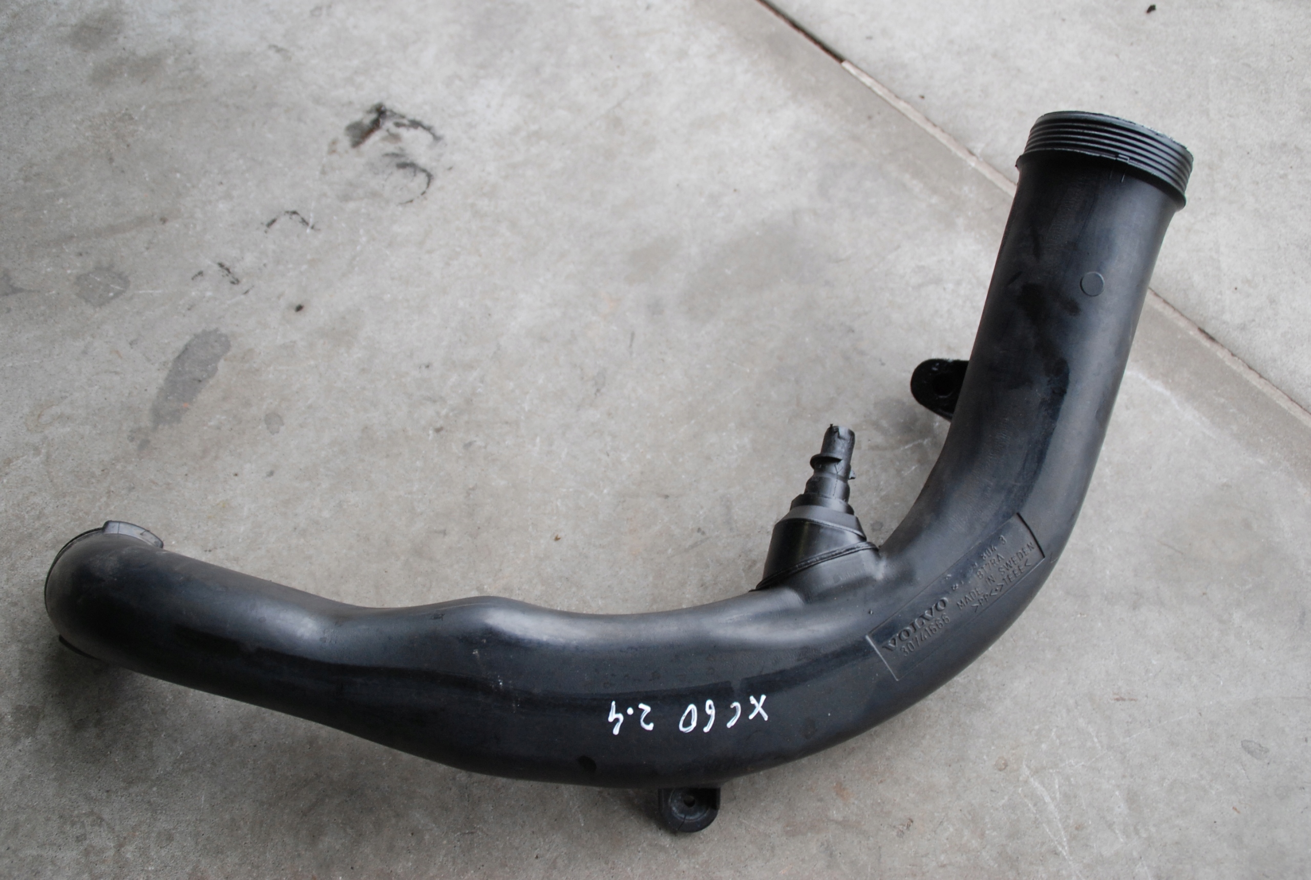 30741666 - Шланг інтеркулера VOLVO XC60 і 2.4 D D5