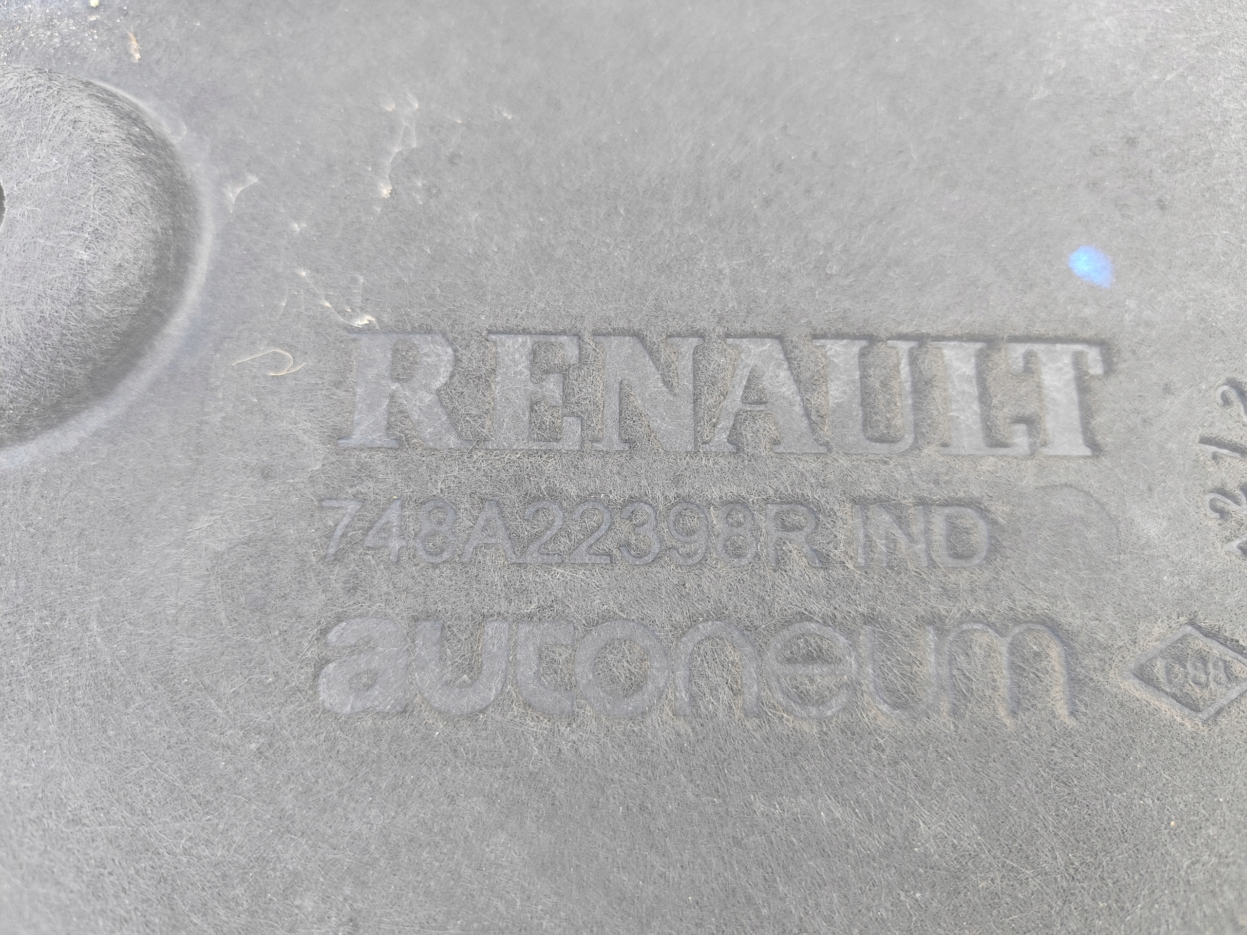 RENAULT CLIO V 5 fedél alváz