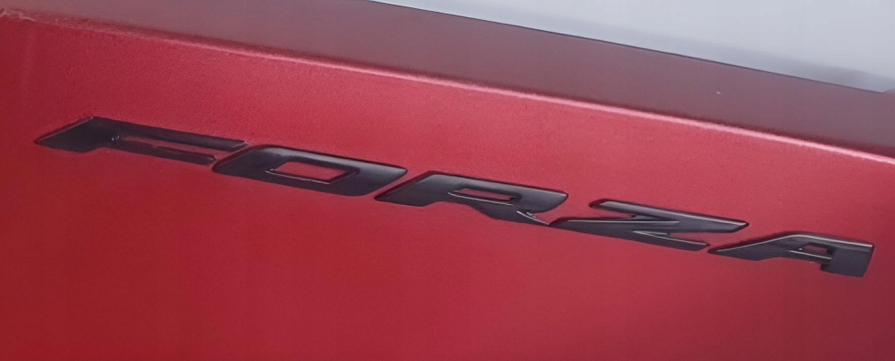Logo emblemat napis znaczek naklejka na owiewkę ogon Honda Forza 125 350