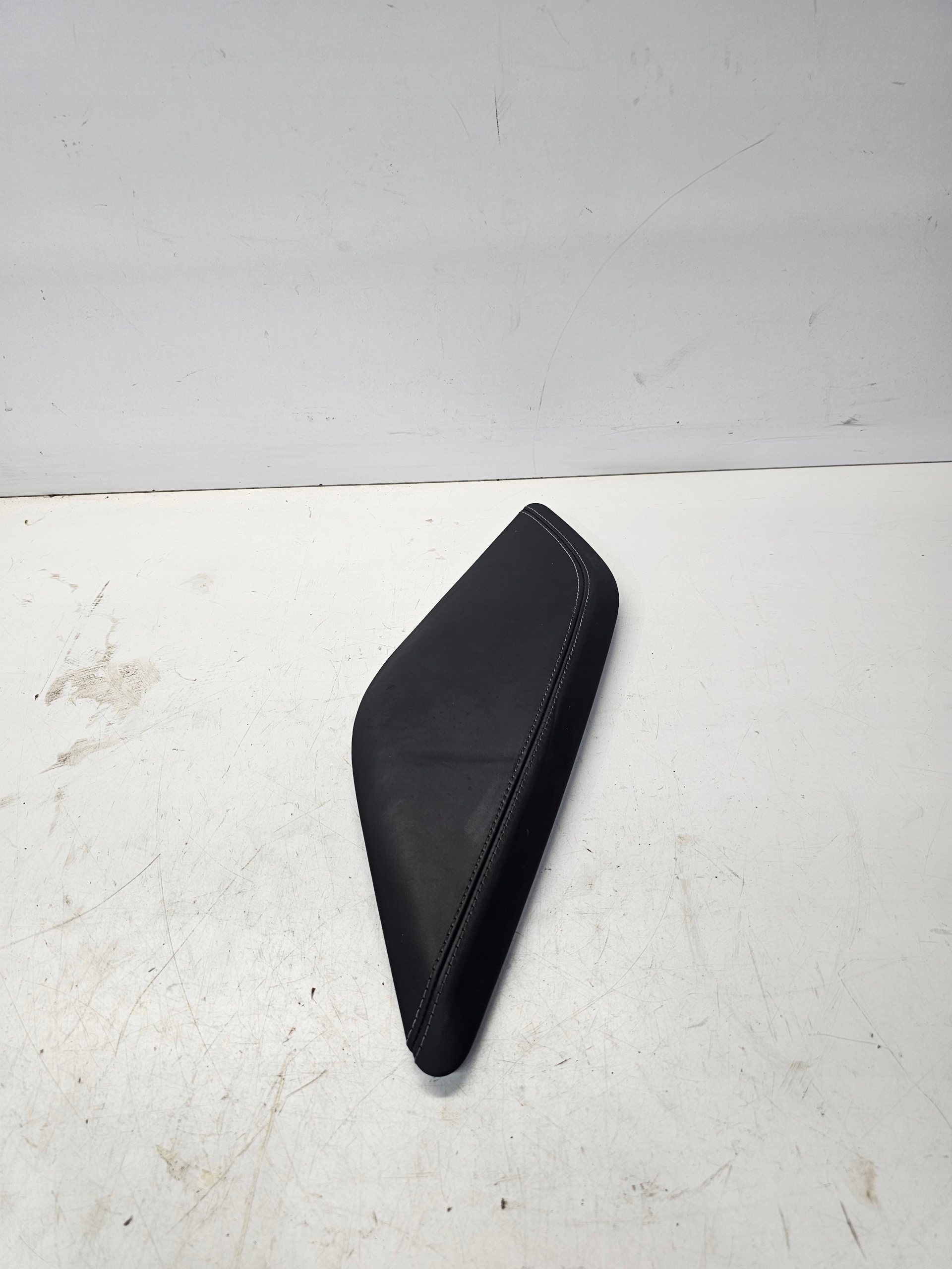 cover spoiler TUNELU right AUDI A6 C7 4G0863306