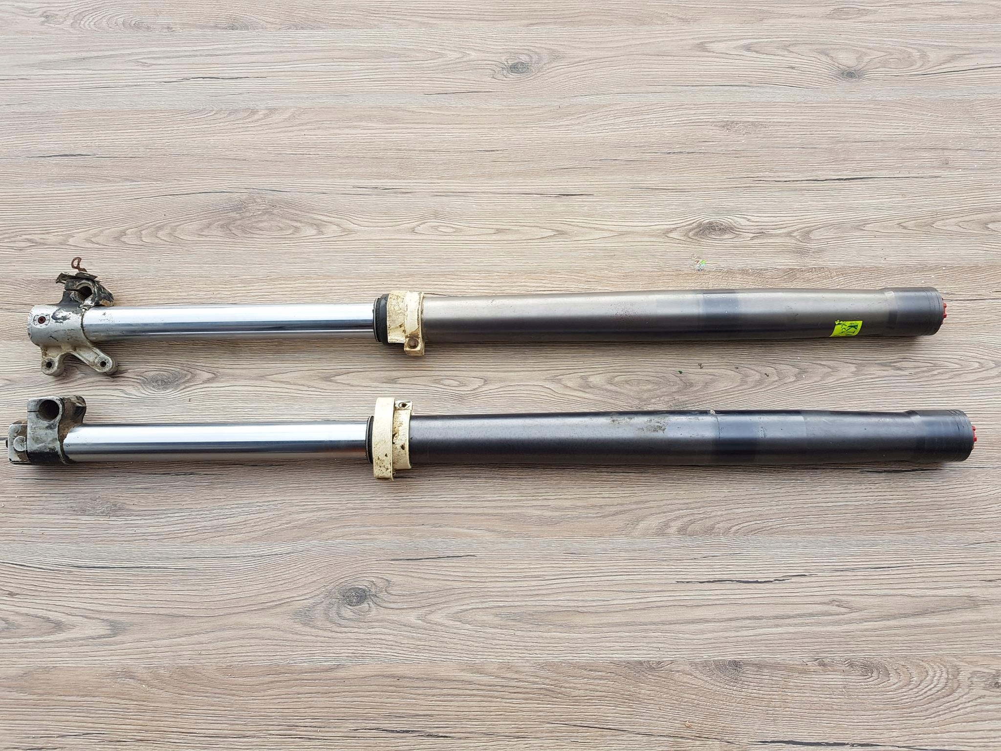 KTM LC4 620 LAGI ПЕРЕДНЯЯ ПОДВЕСКА ПРЯМОЙ КОМПЛЕКТ