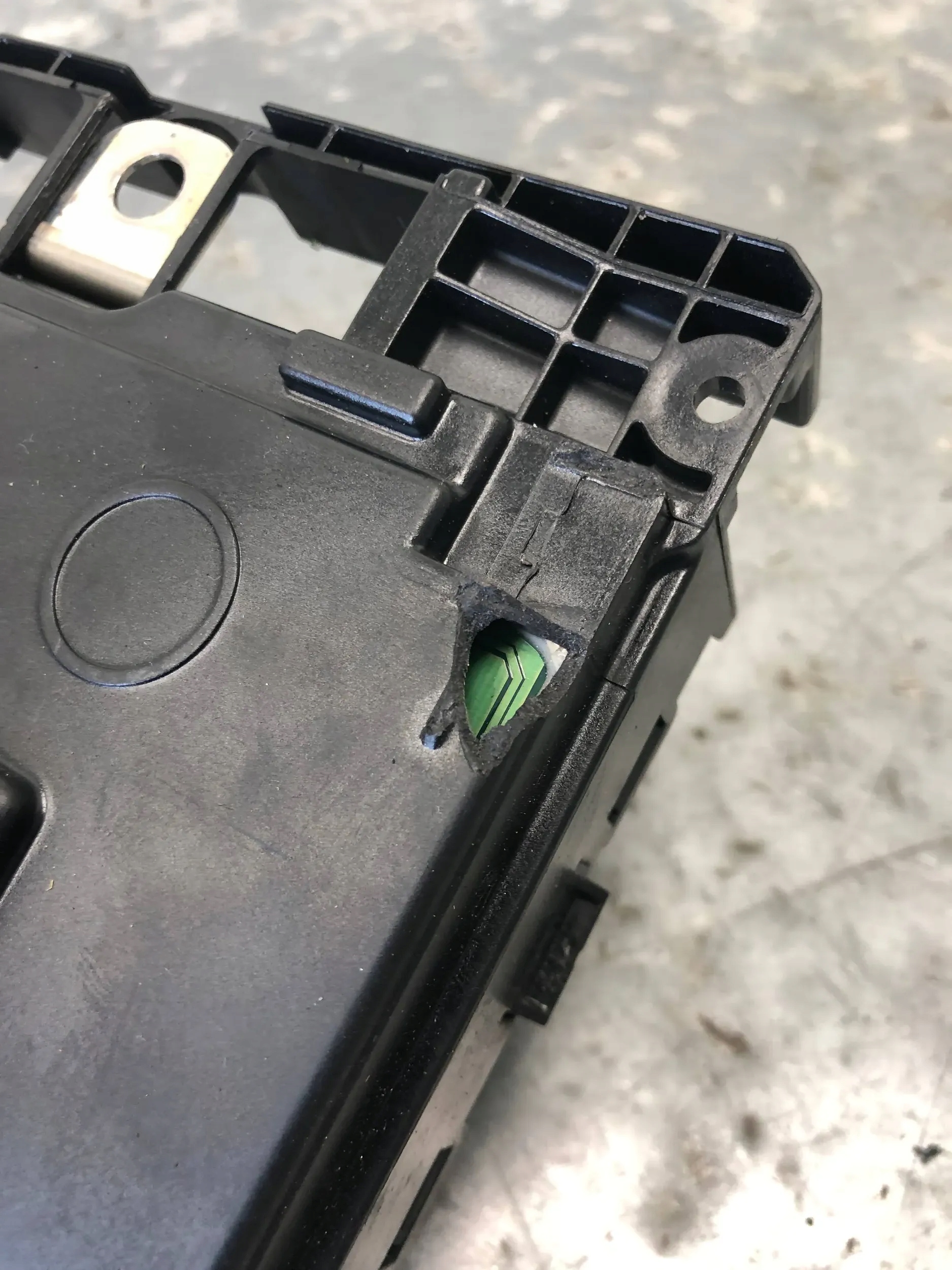 Module fusibles CITROEN C4 et 9661682980
