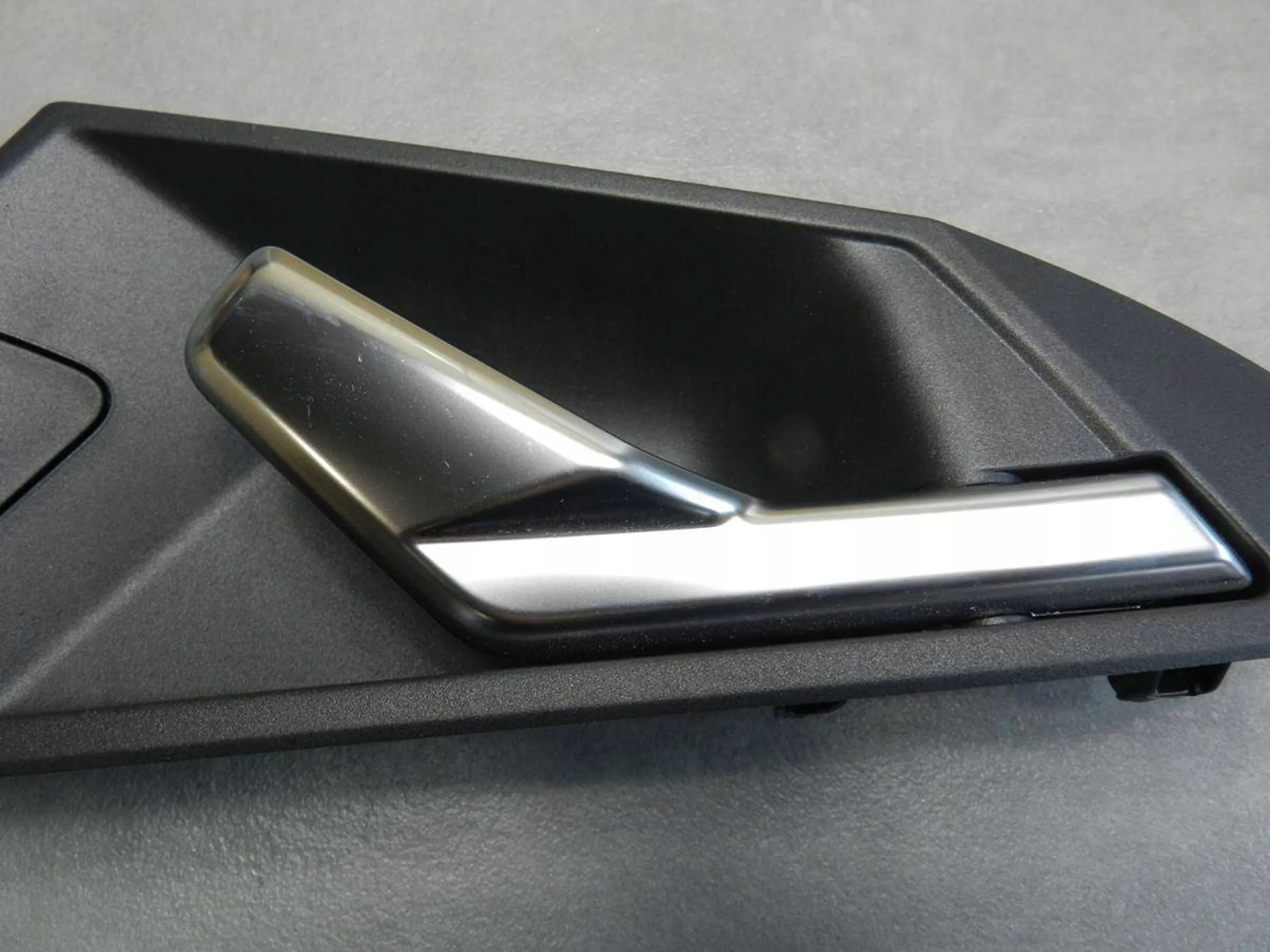Audi S3 A3 8Y handle WEW left rear part 8Y0837019