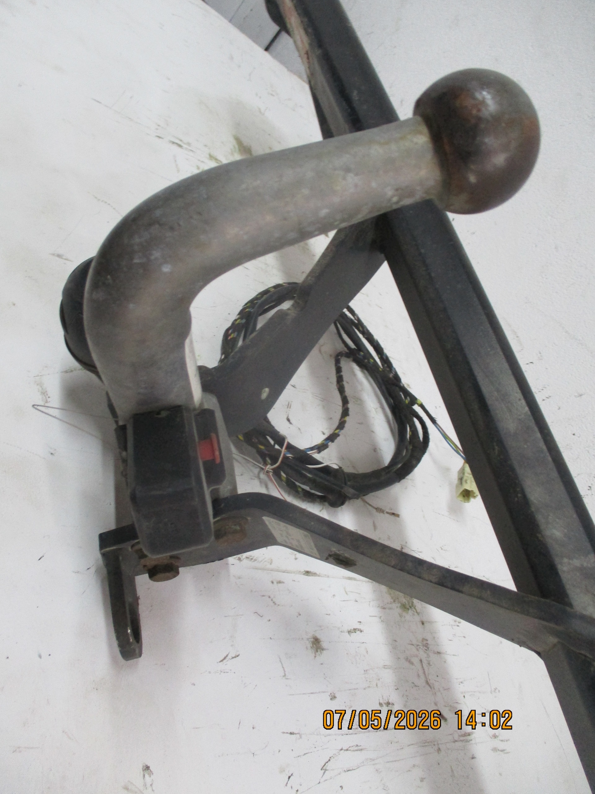 bumper support towing SUZUKI SX4