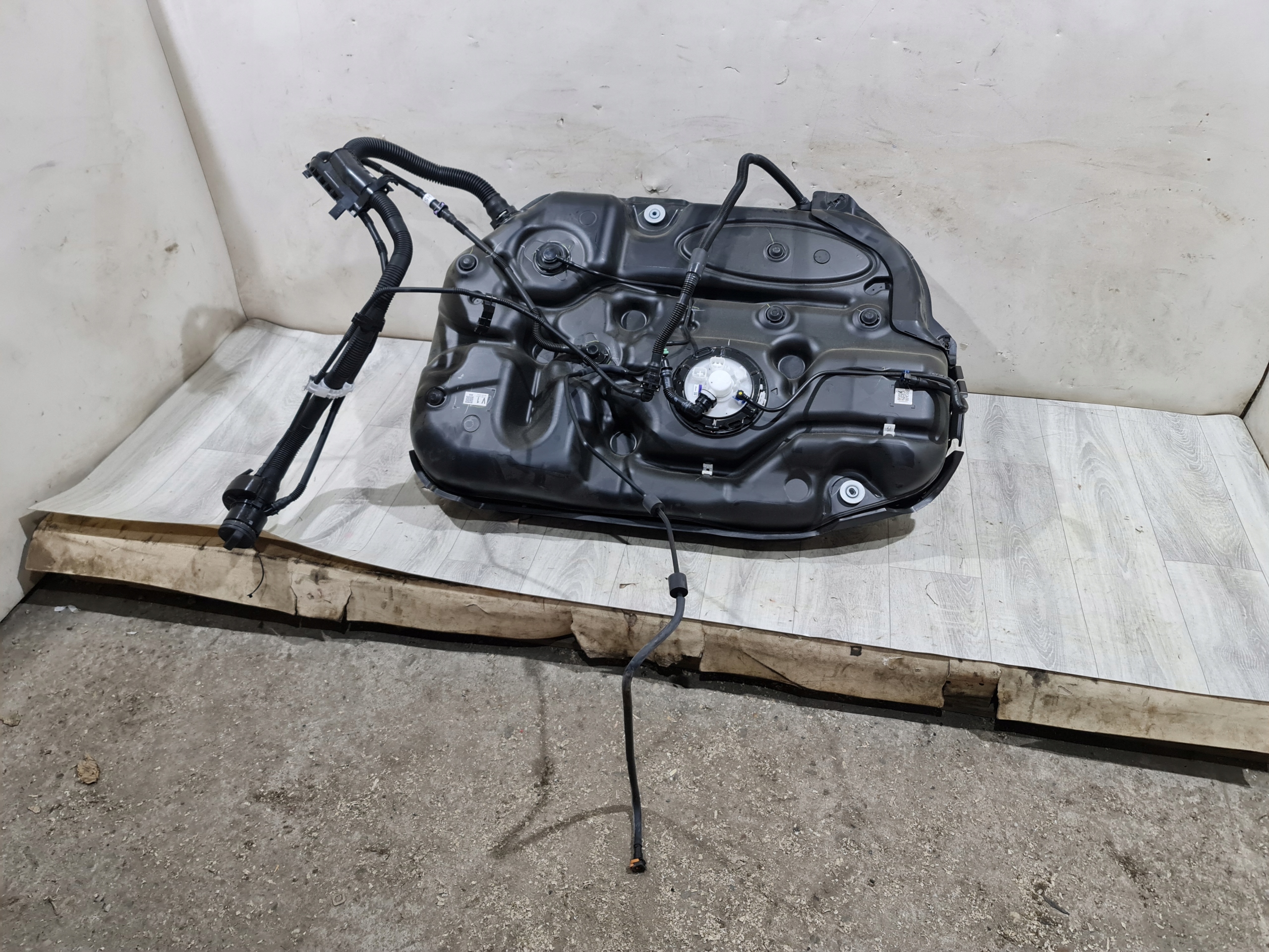 77100-42610 77020-42260 - TOYOTA RAV4 V 19-ТОПЛИВНЫЙ БАК НАСОС 2,5 HB