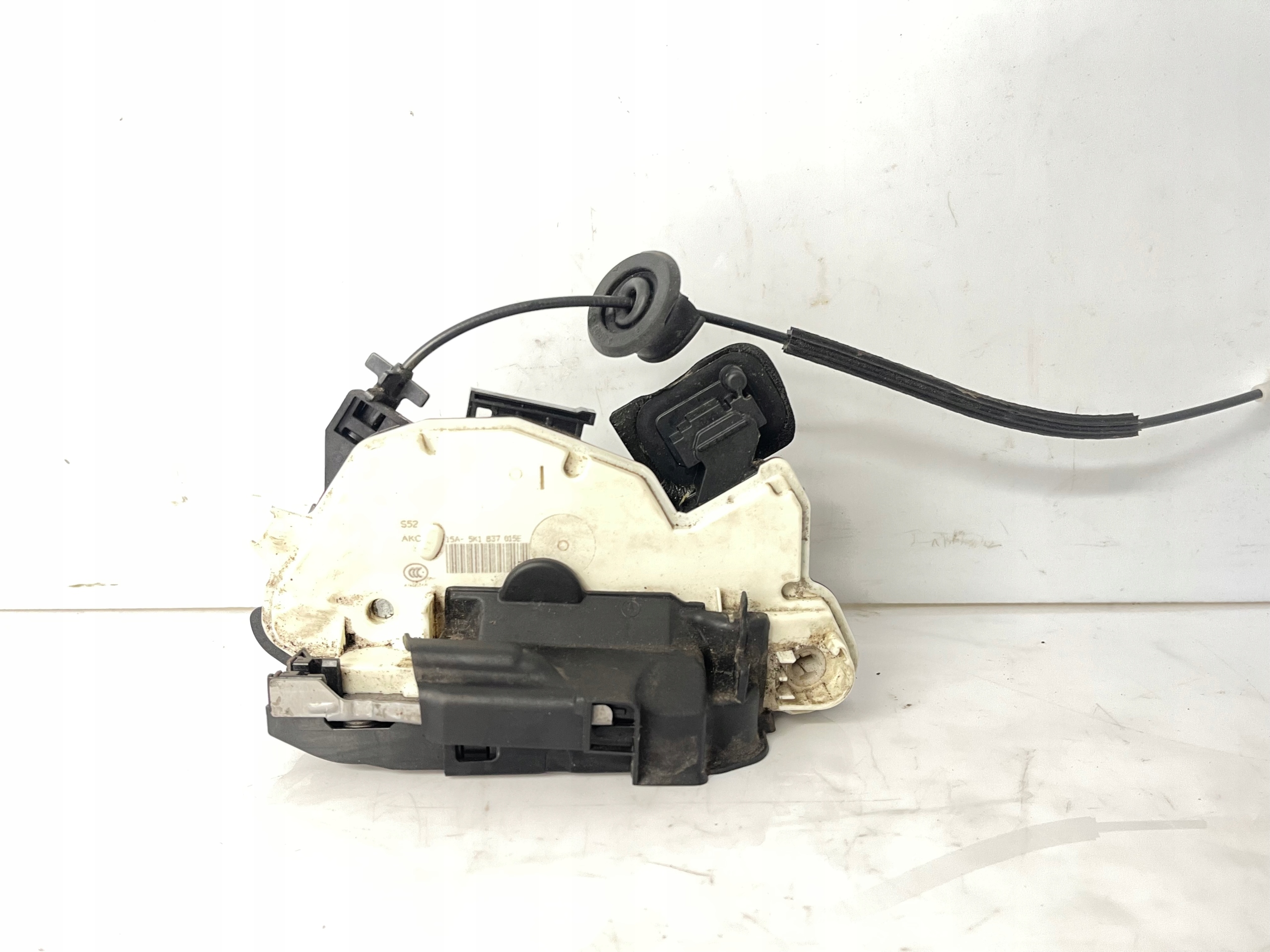 VW AUDI SKODA lock door left front front 5K1837015E