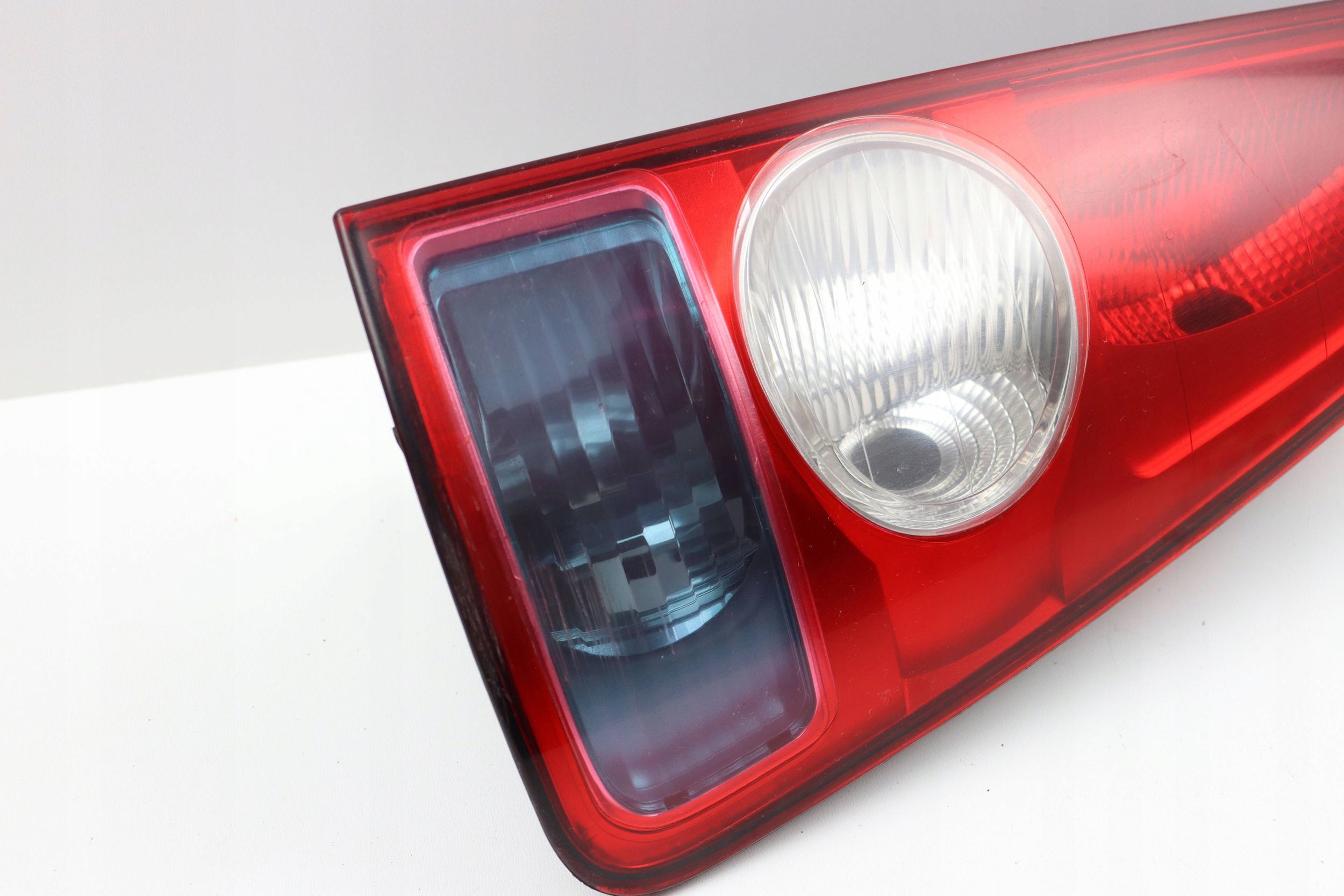 RENAULT ESPACE IV light right rear part rear EUROPA 8200027152