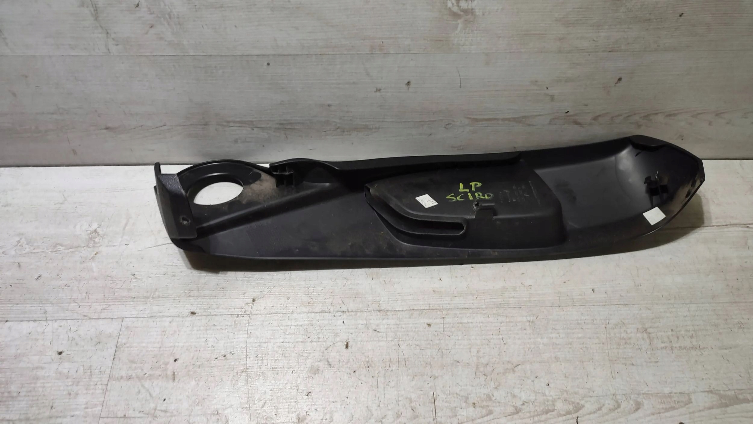 Volkswagen Scirocco 2013 cover seat