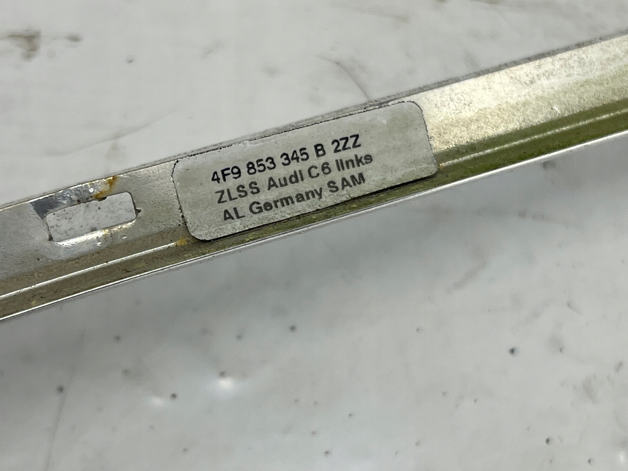 2010 Audi A6 S6 C6 4F moulding windows bocznej 4F9853345B