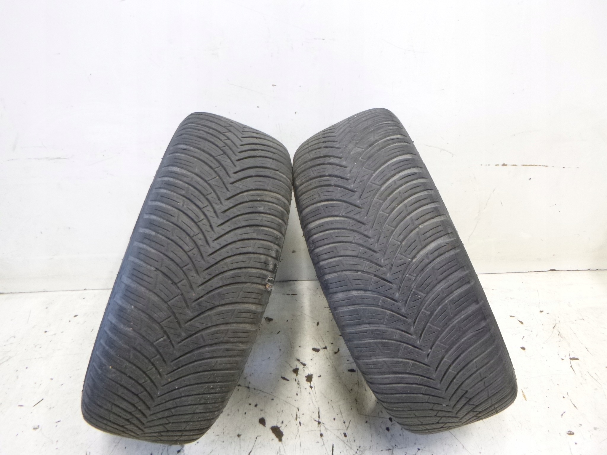 discs aluminium VW Passat B6 + tyres 17" 5x112 225/45 R17