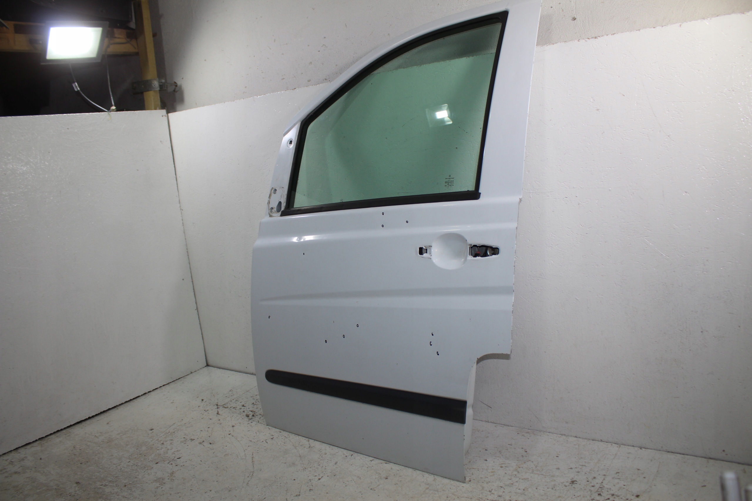 Mercedes Vito 639 door left front front
