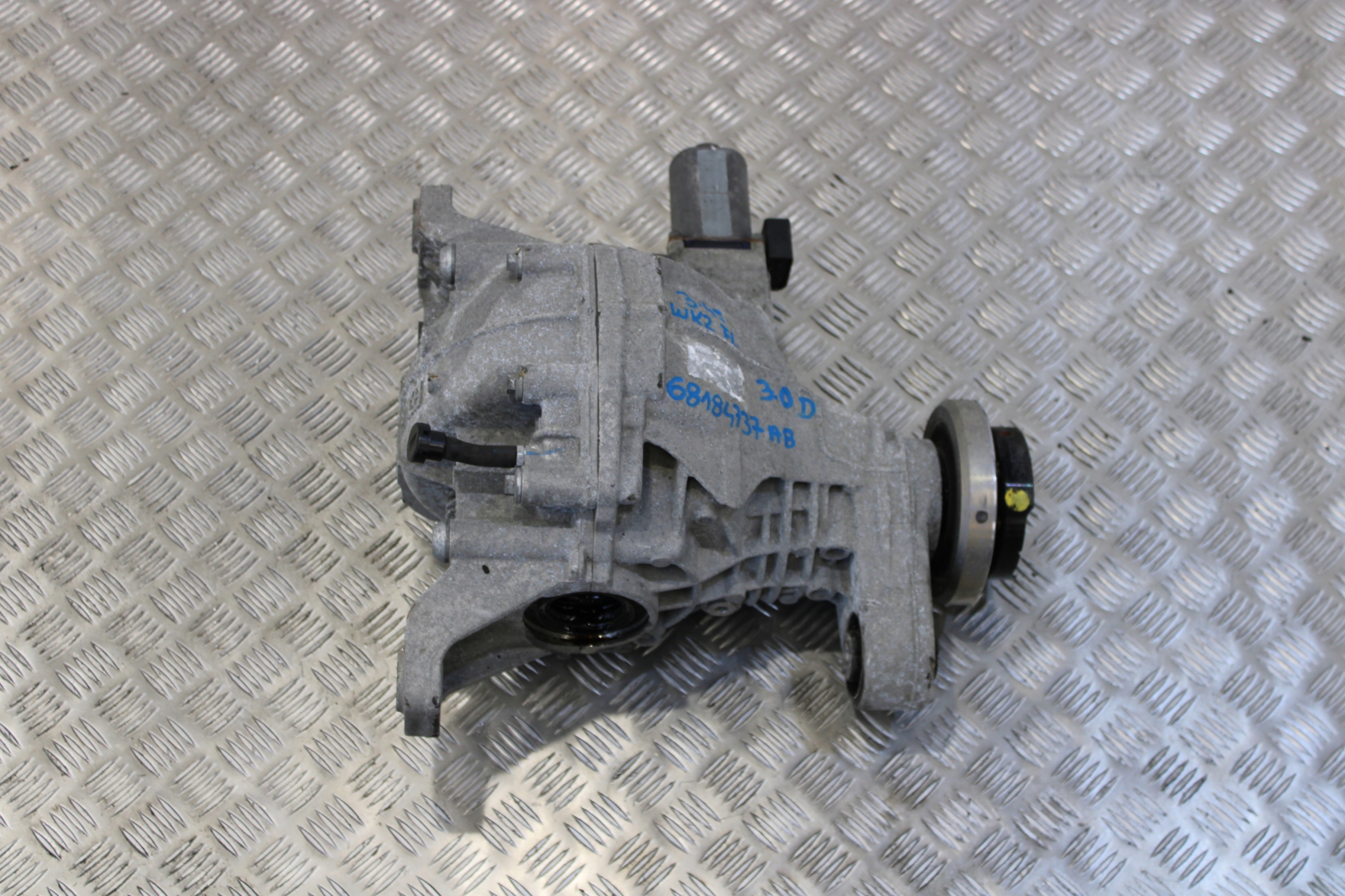 differential diff rear part rear 3,45 68184737AB JEEP GRAND CHEROKEE WK2 LIFT