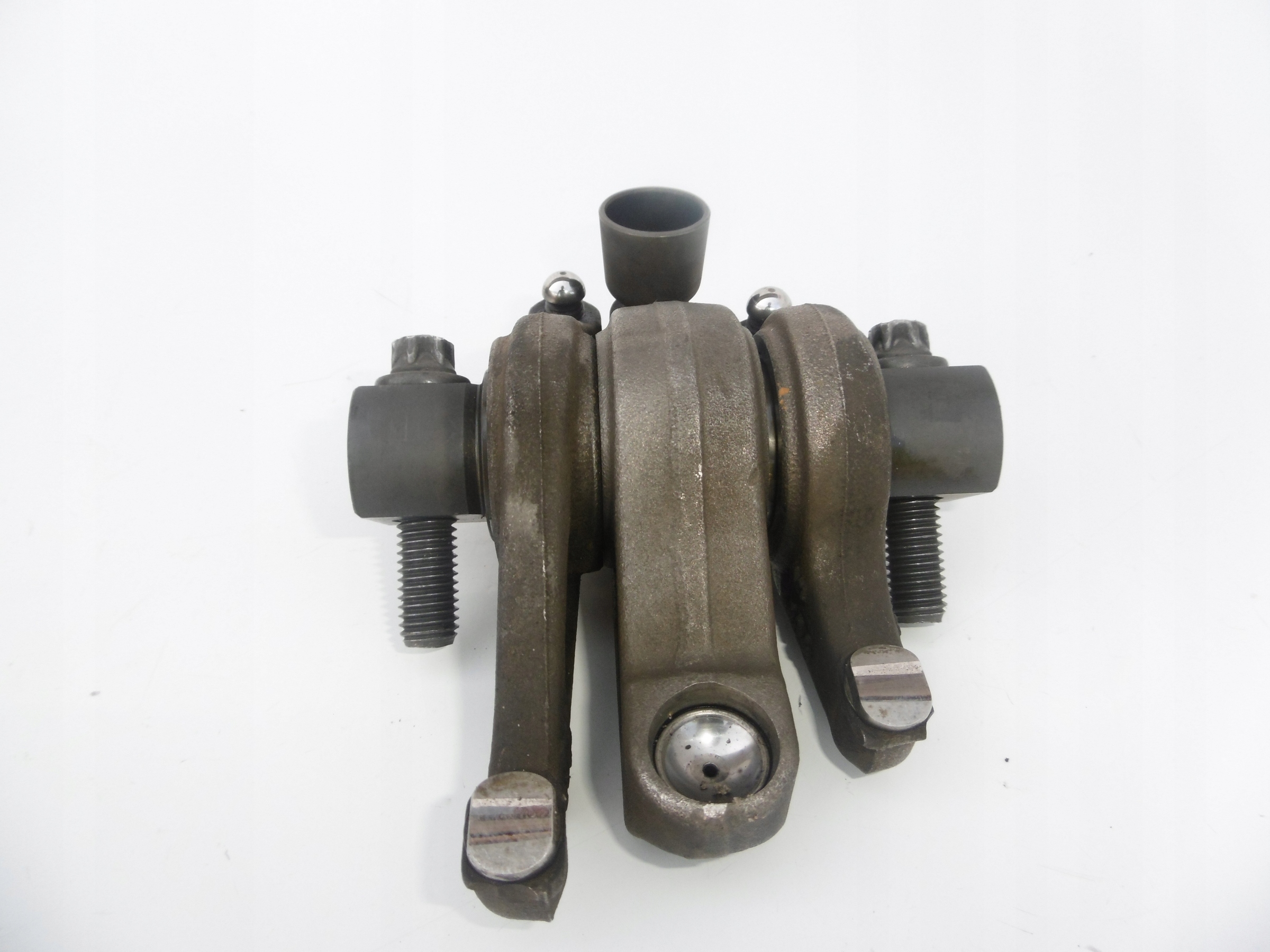 POPYCHACZ DZWIGIENKA ZAWOROWA SCANIA R 420 480 Car type Trucks