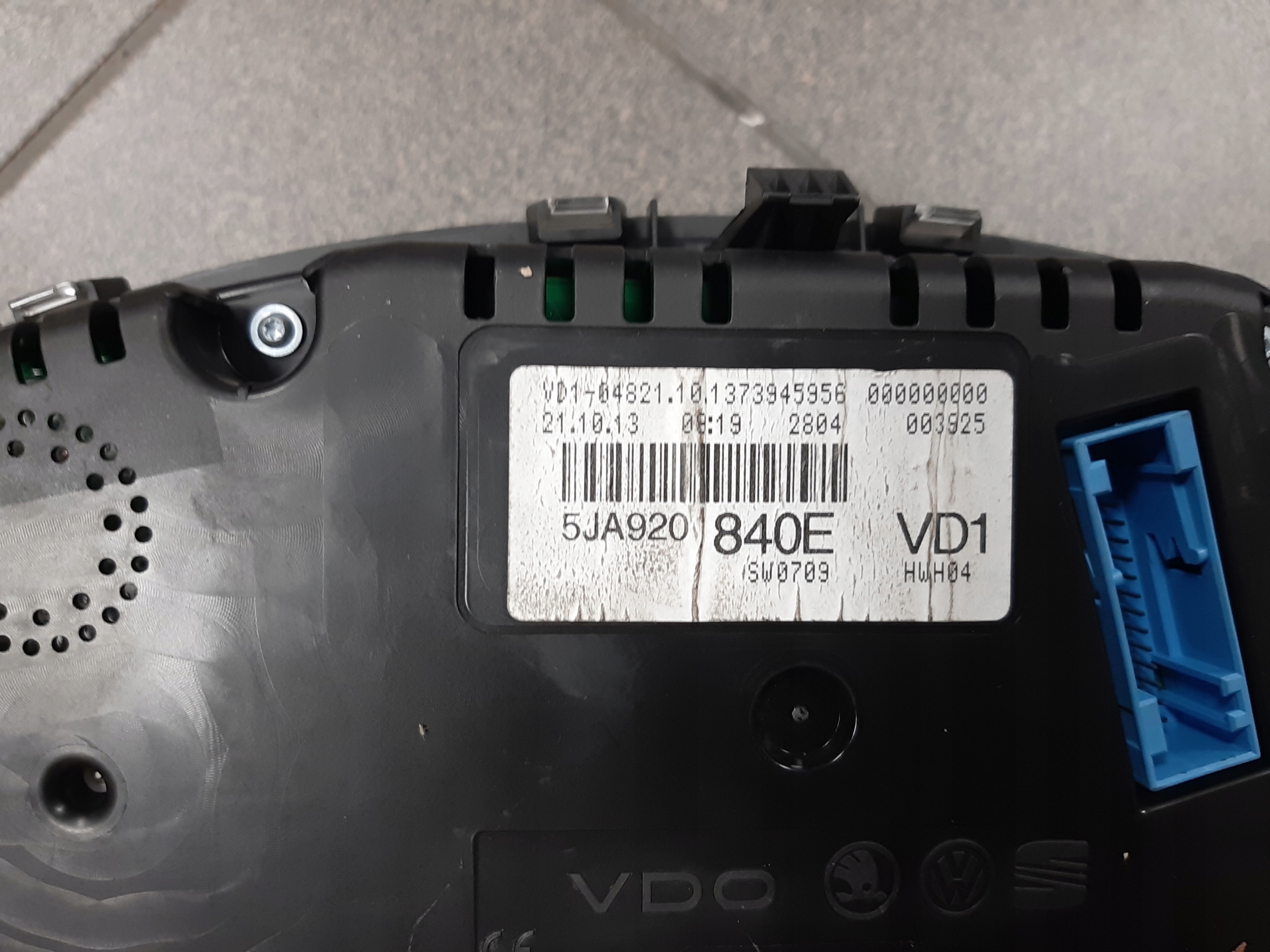 dials dials SKODA RAPID 1,6 TDI