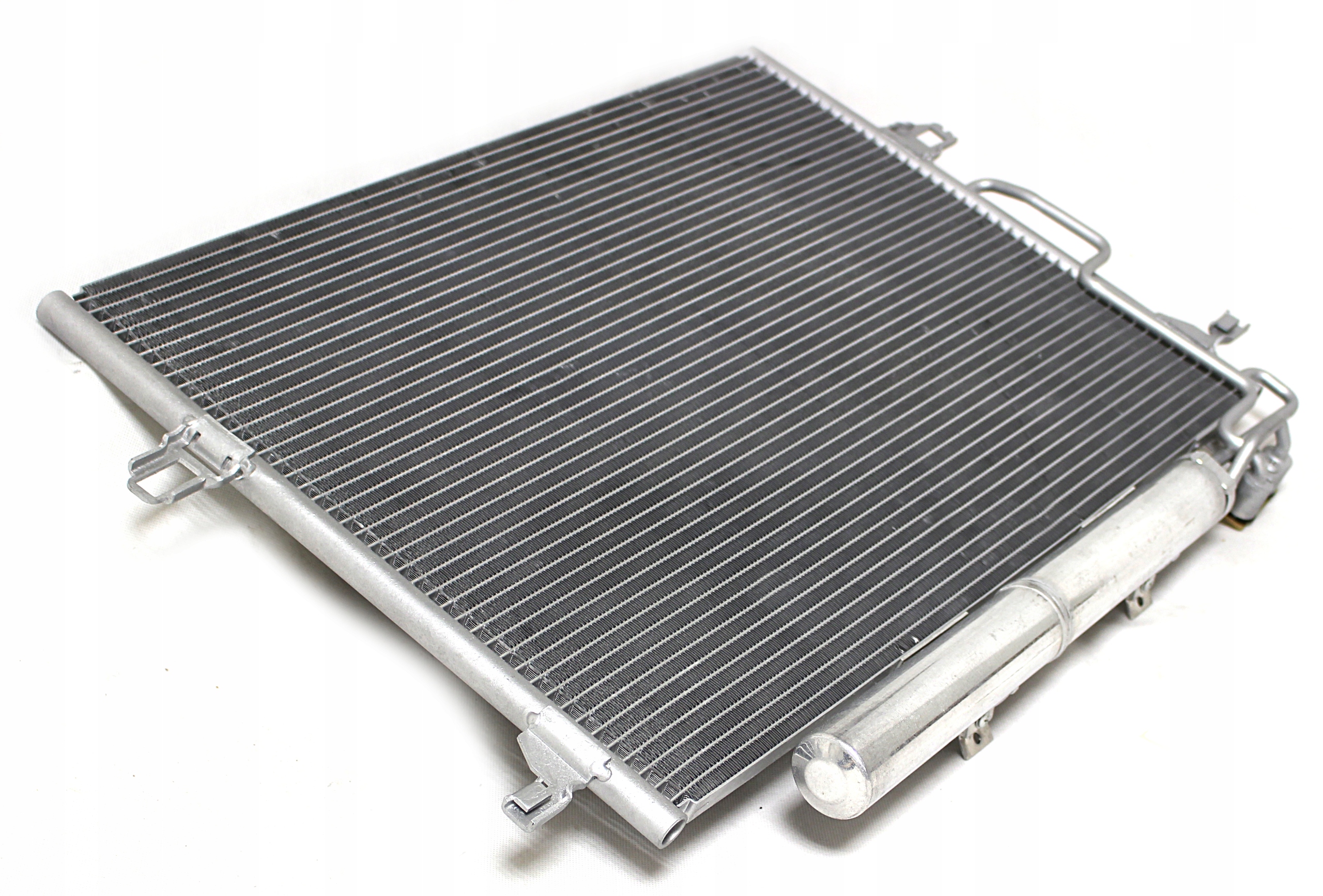 CHLODNICA KLIM MERCEDES E KLASA W211 02 08