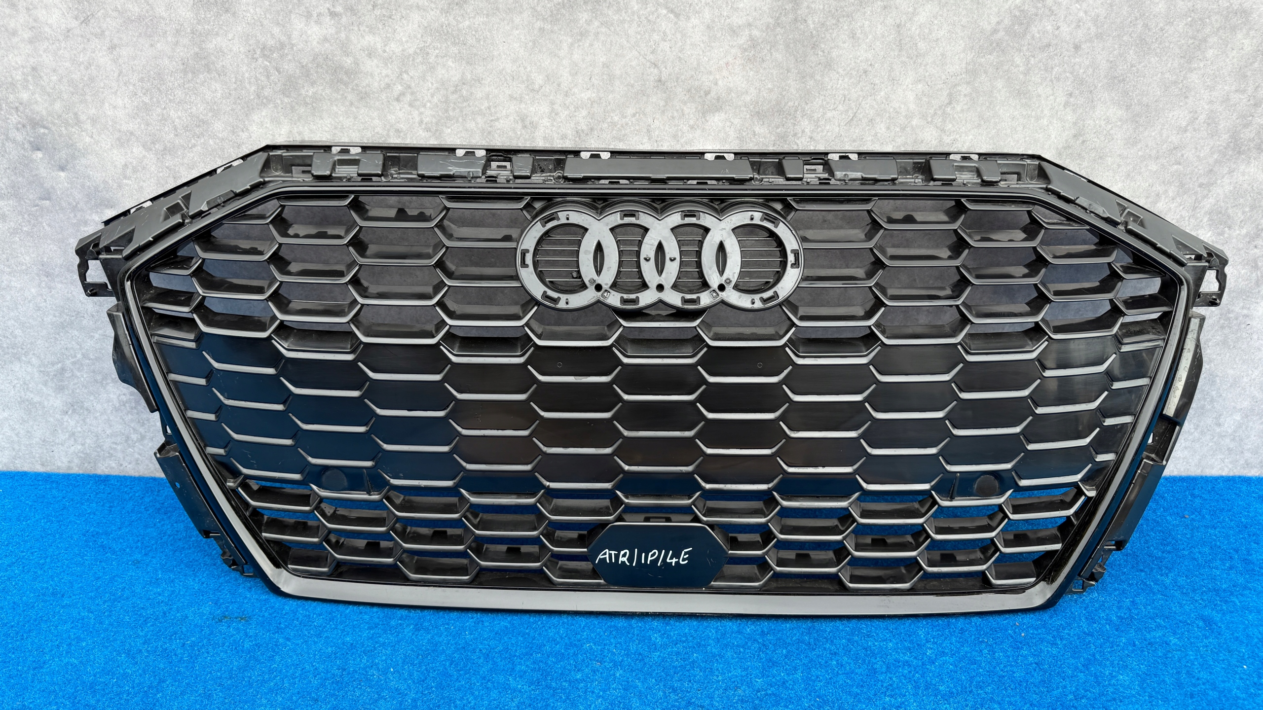 AUDI A3 8Y 2020+ Grille BLACK LINE 8Y0853651A ATR/IP/4E