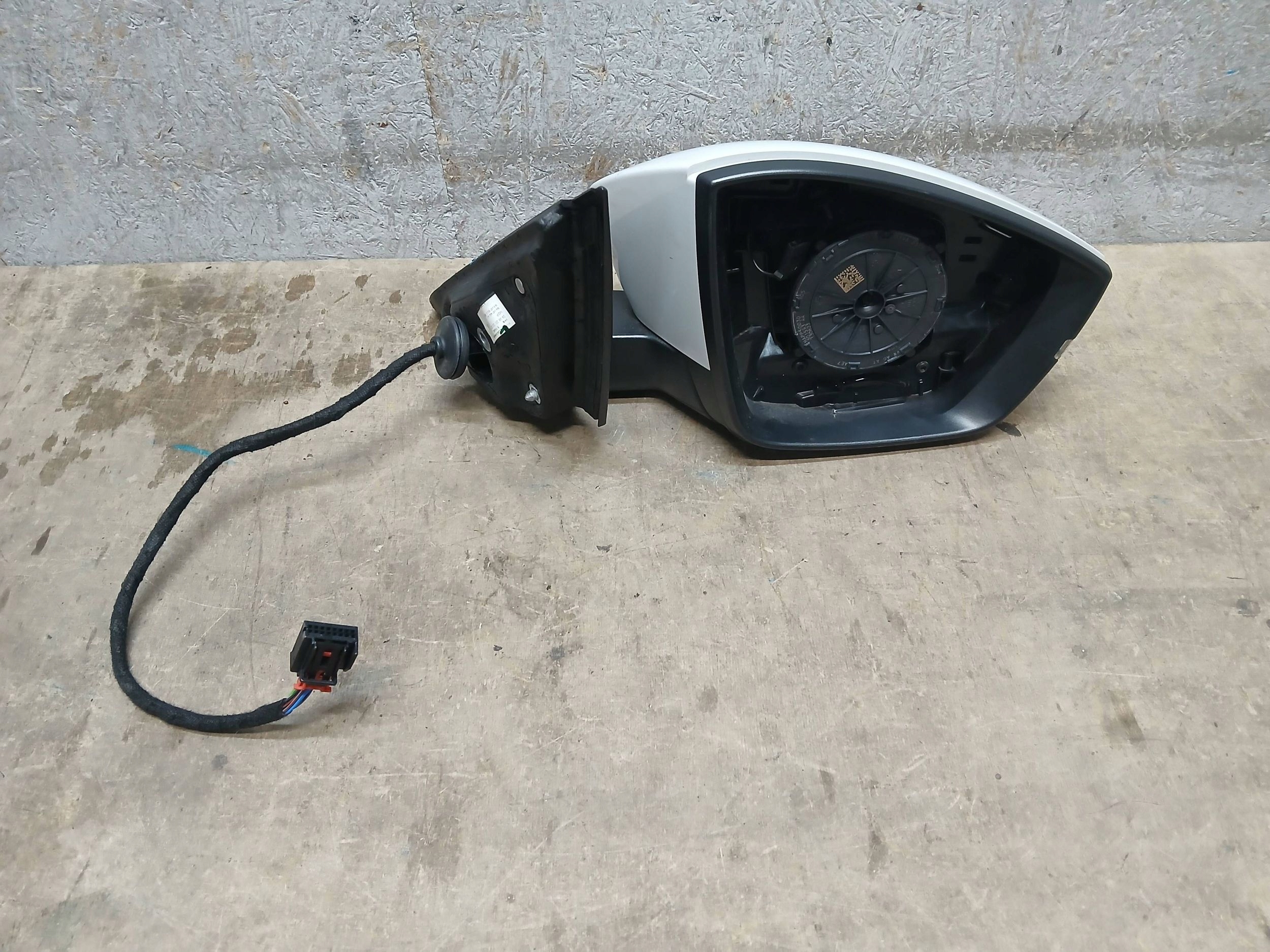 mirror front right SKODA KODIAQ 13PIN