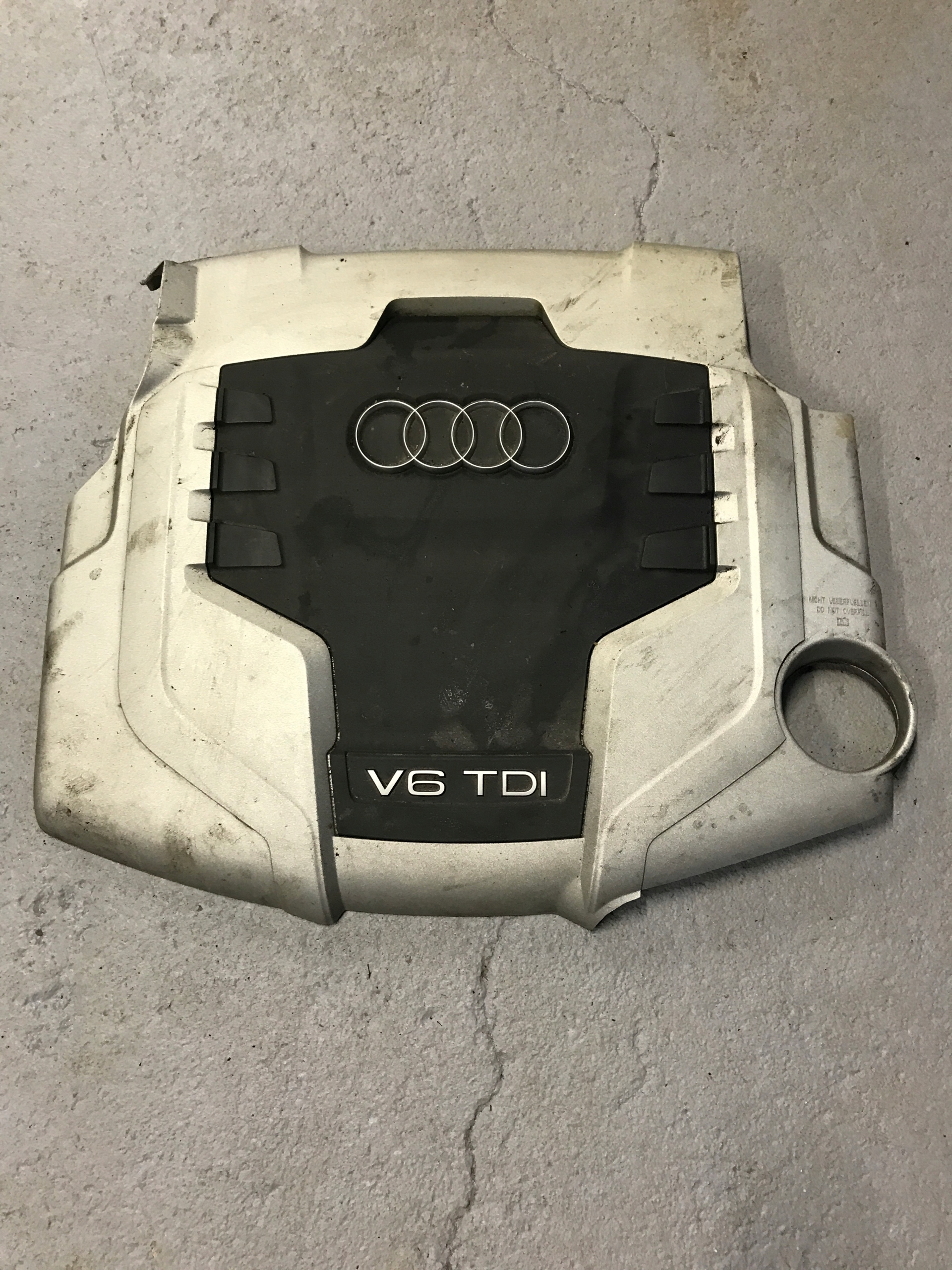 Blende Abdeckung Abdeckung oben DES MOTORS AUDI A4 B8 A5 Q5 V6