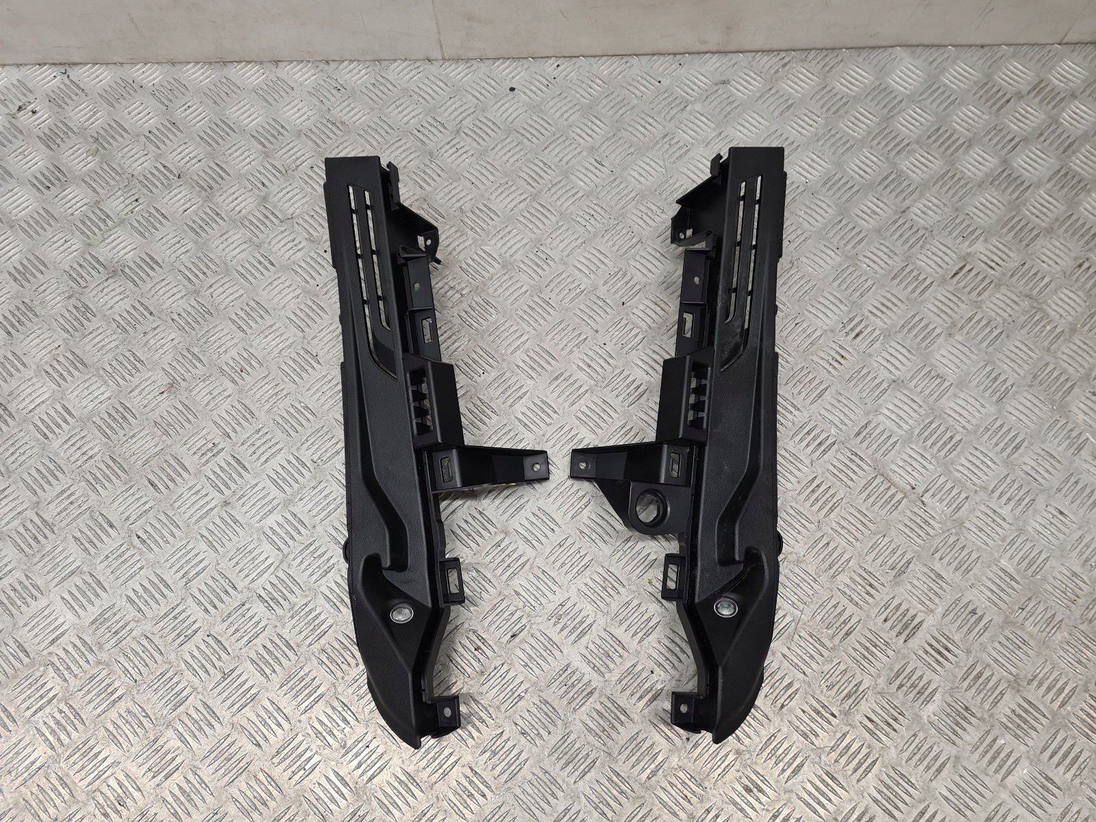 BMW X3 G01 COVER MOULDING BOOT RIGHT LEFT 7396604 7396603