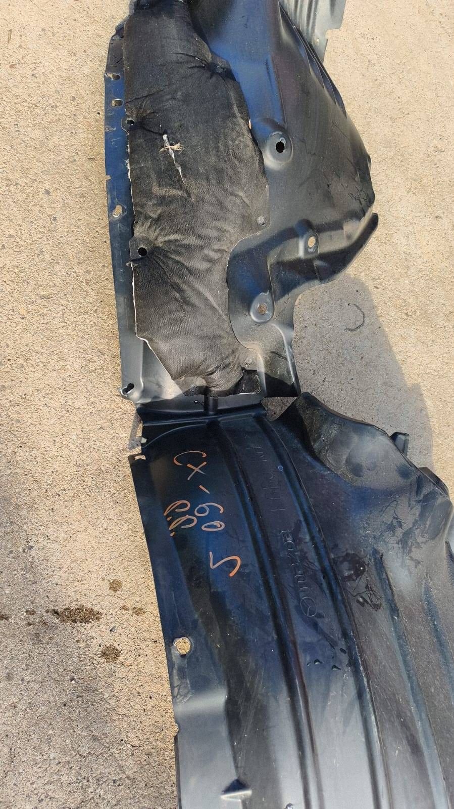 mudguard front front side right Mazda CX-60 DELIKATNIE damag..