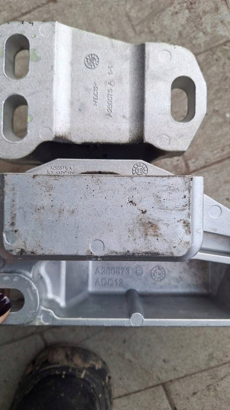 gearbox mount Mazda MX-30 elektryk 829092V