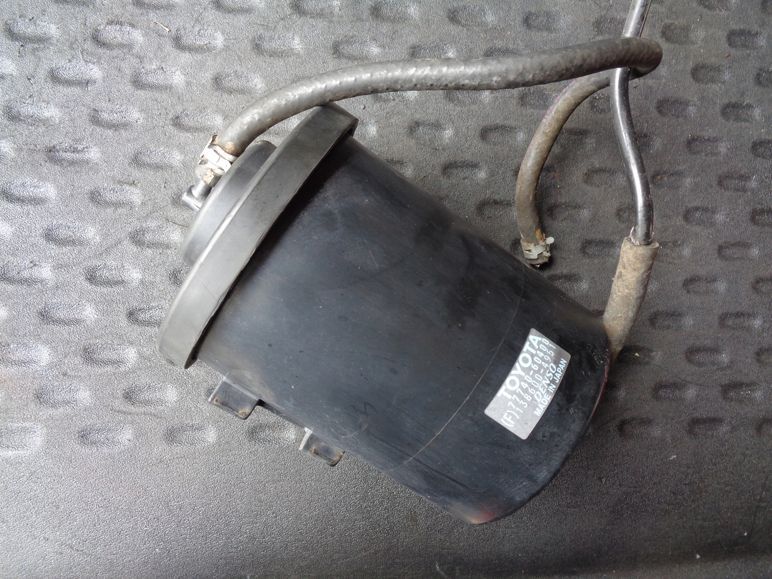 77740-60400 - ВУГІЛЬНИЙ ФІЛЬТР LEXUS LX470 LAND CRUISER 100 4.7