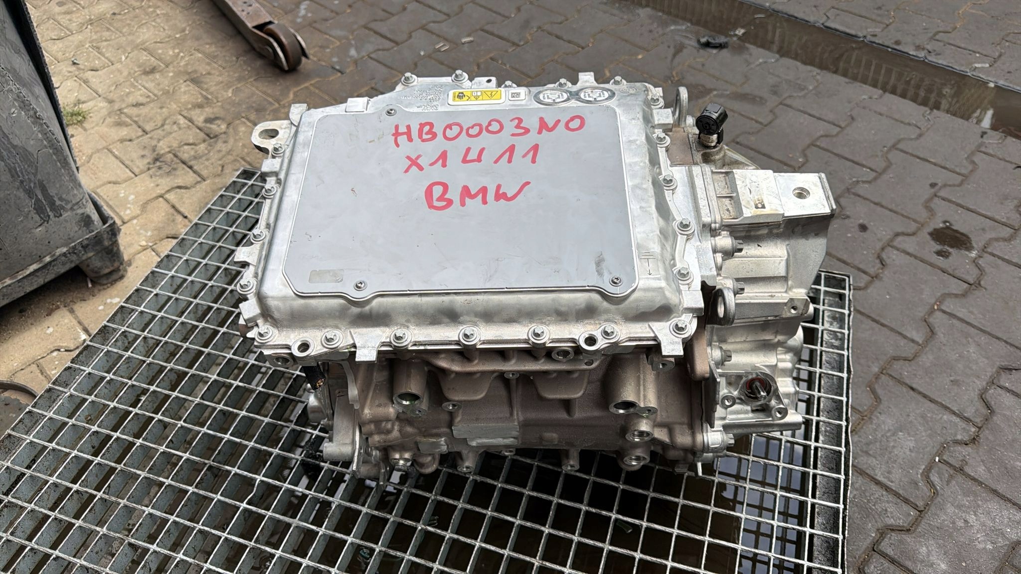 engine complete NAPED electrical BMW X1 U11 HB0003N0