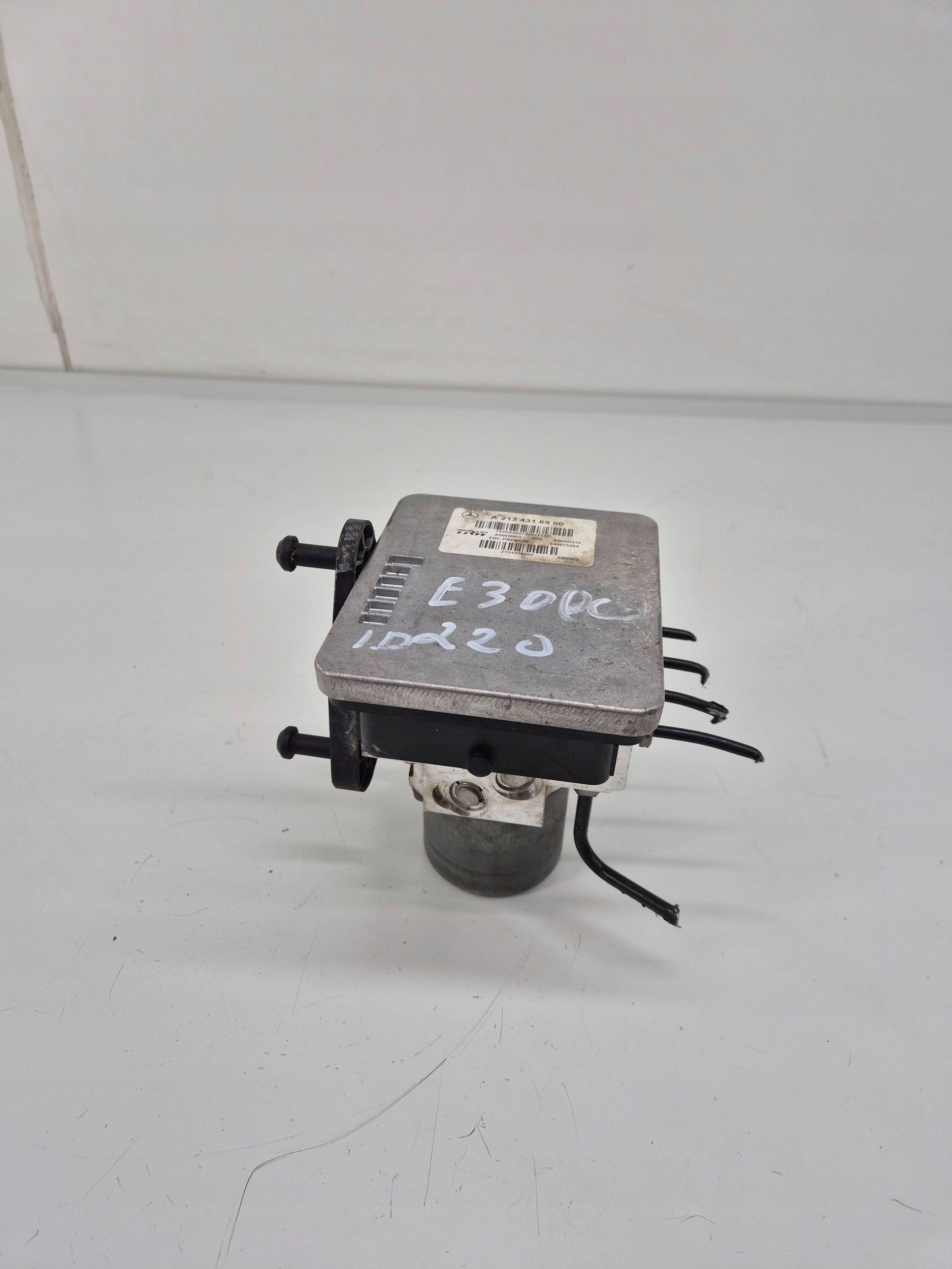 mercedes-benz oe A2134316900