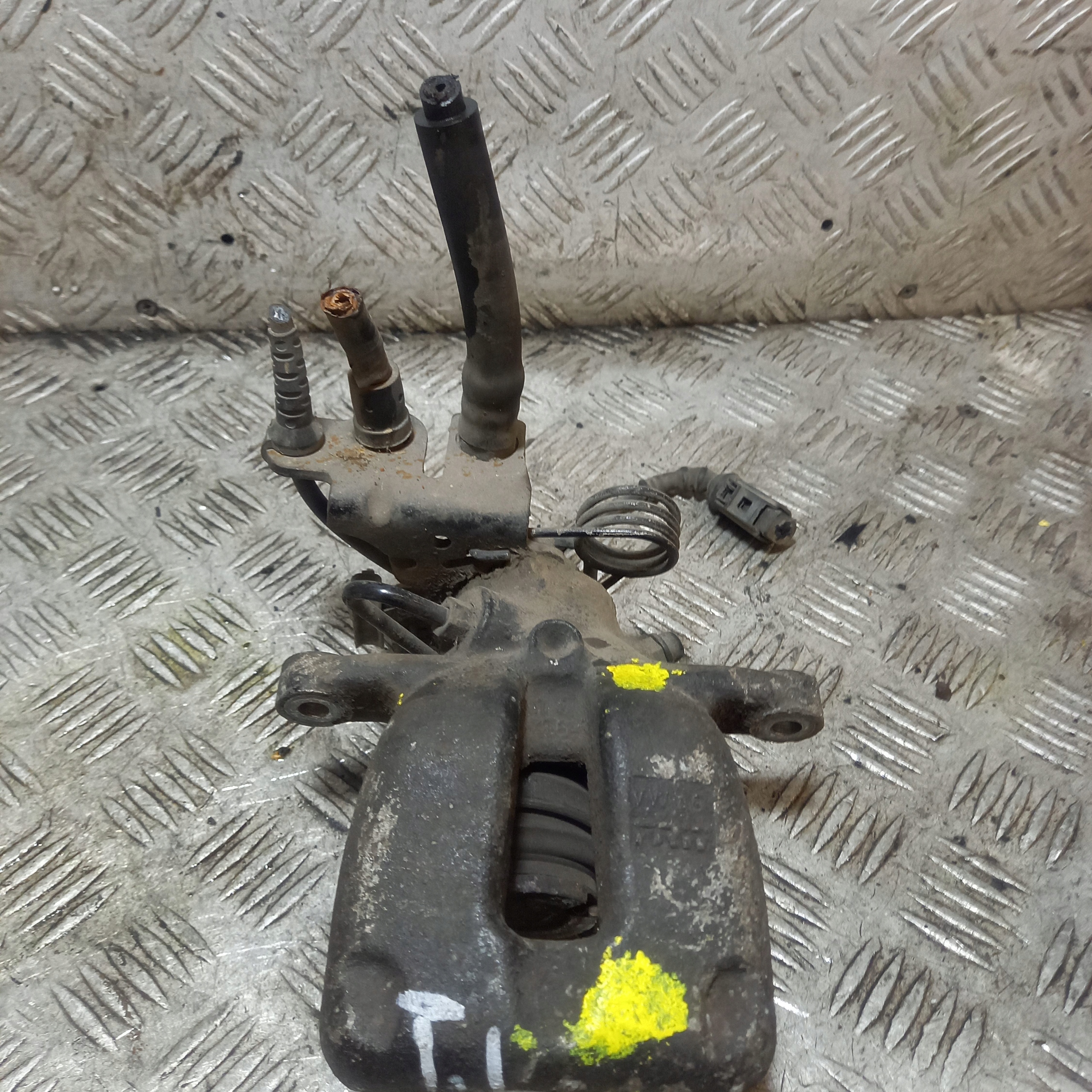 caliper brake left rear part rear VOLKSWAGEN GOLF 4