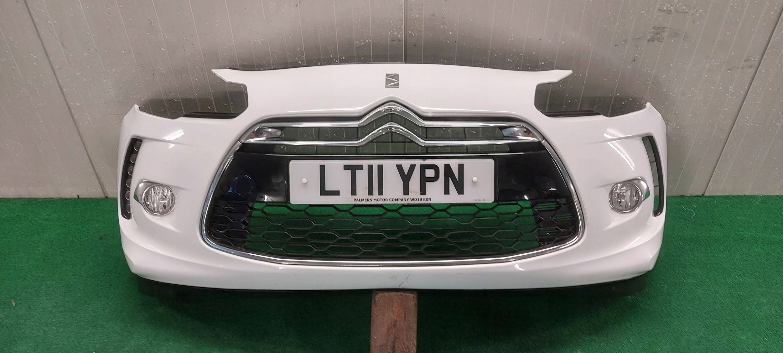 bumper front CITROEN DS3 10-14 LAK: EWP