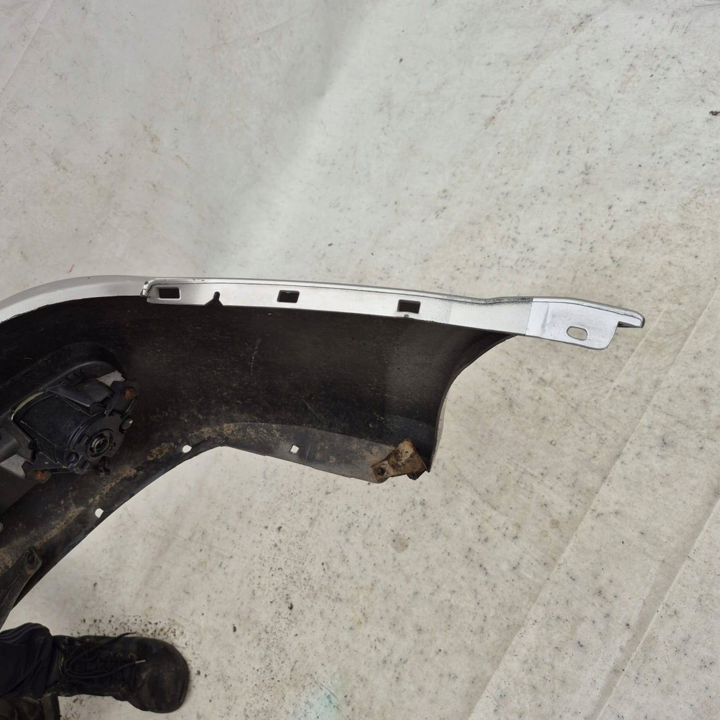 NISSAN ALMERA N16 LIFT 03-06 bumper front front
