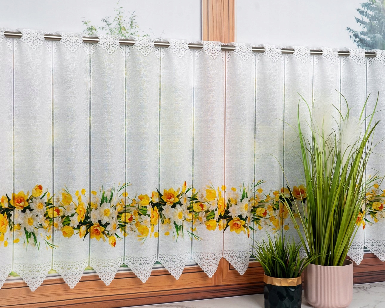 Hotový panel Barevná vitrážová záclona lambrekýn závidí 70x300 louka květiny