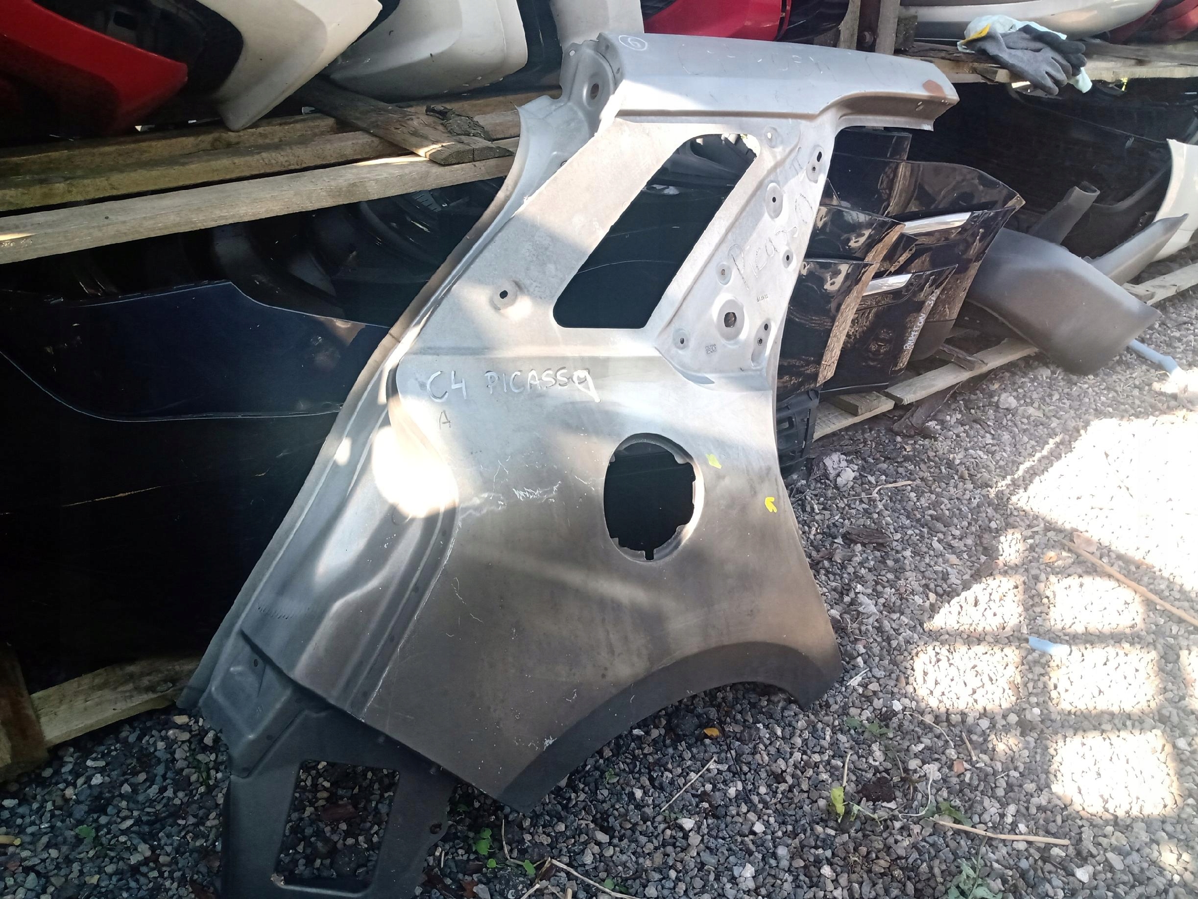 CITROEN C4 PICASSO II BLOTNIK PRAWY TYL POSZYCIE Part number C4