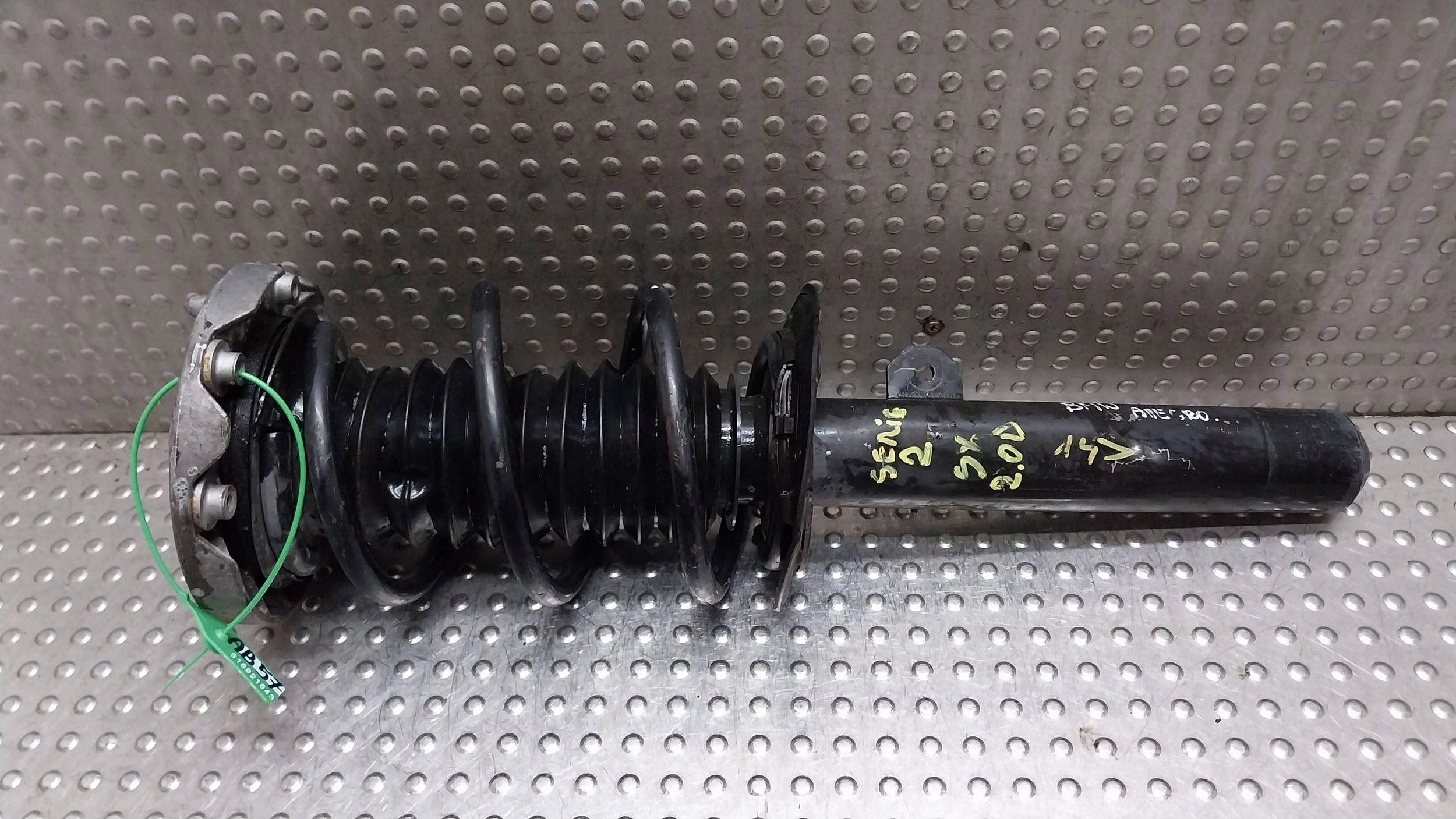 shock absorber left front 6872521 BMW 2 F45 F46