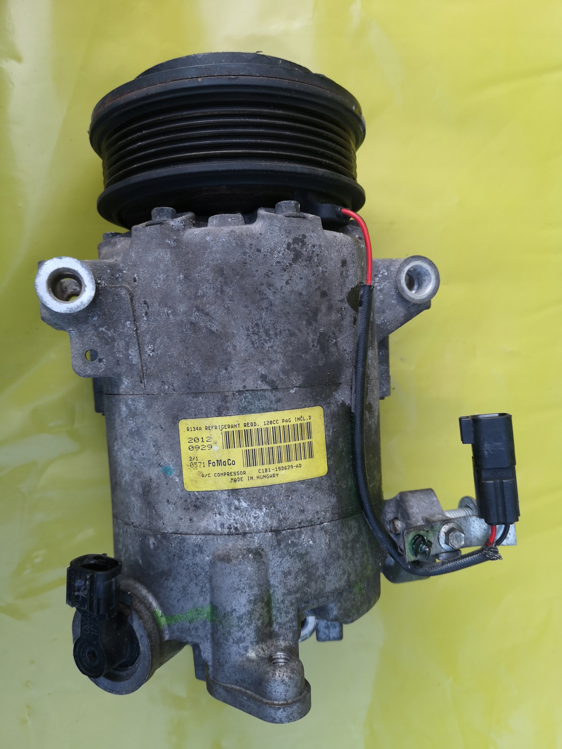 Ford OE C1B1-19D629-AD Компрессор кондиционера,